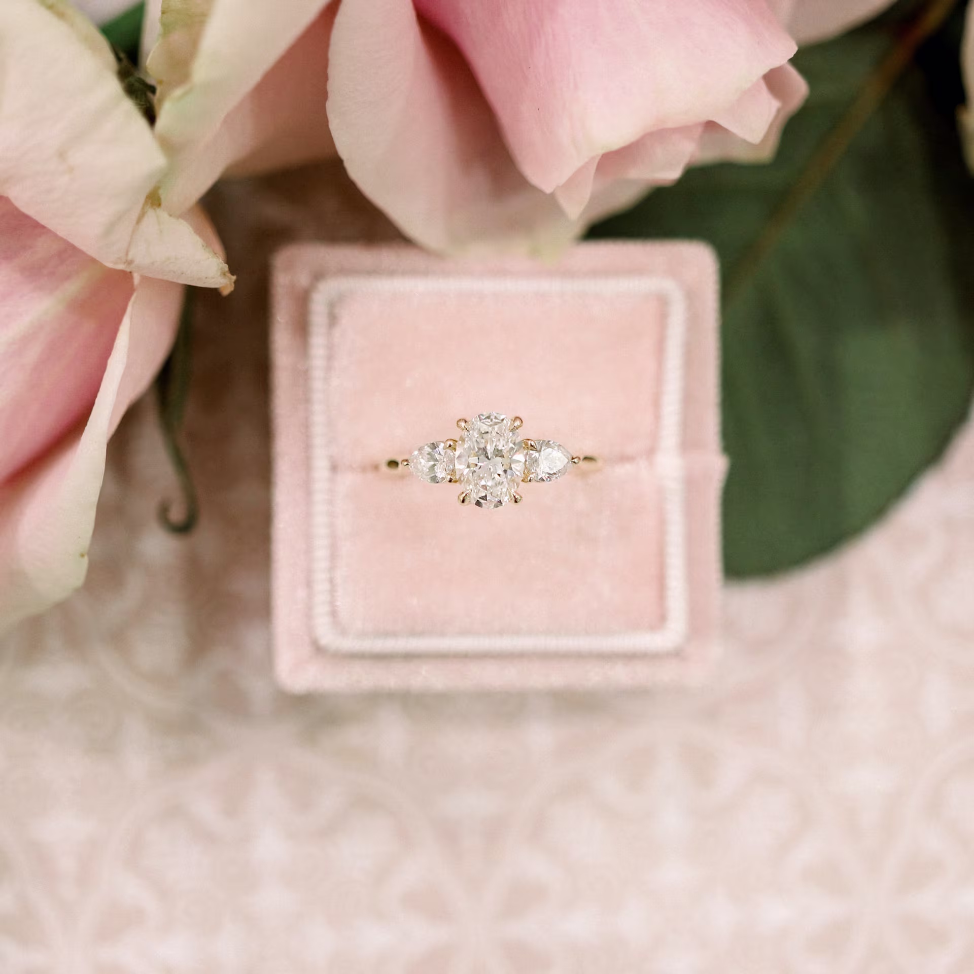 14k yellow gold oval and pear laboratory grown diamond ring