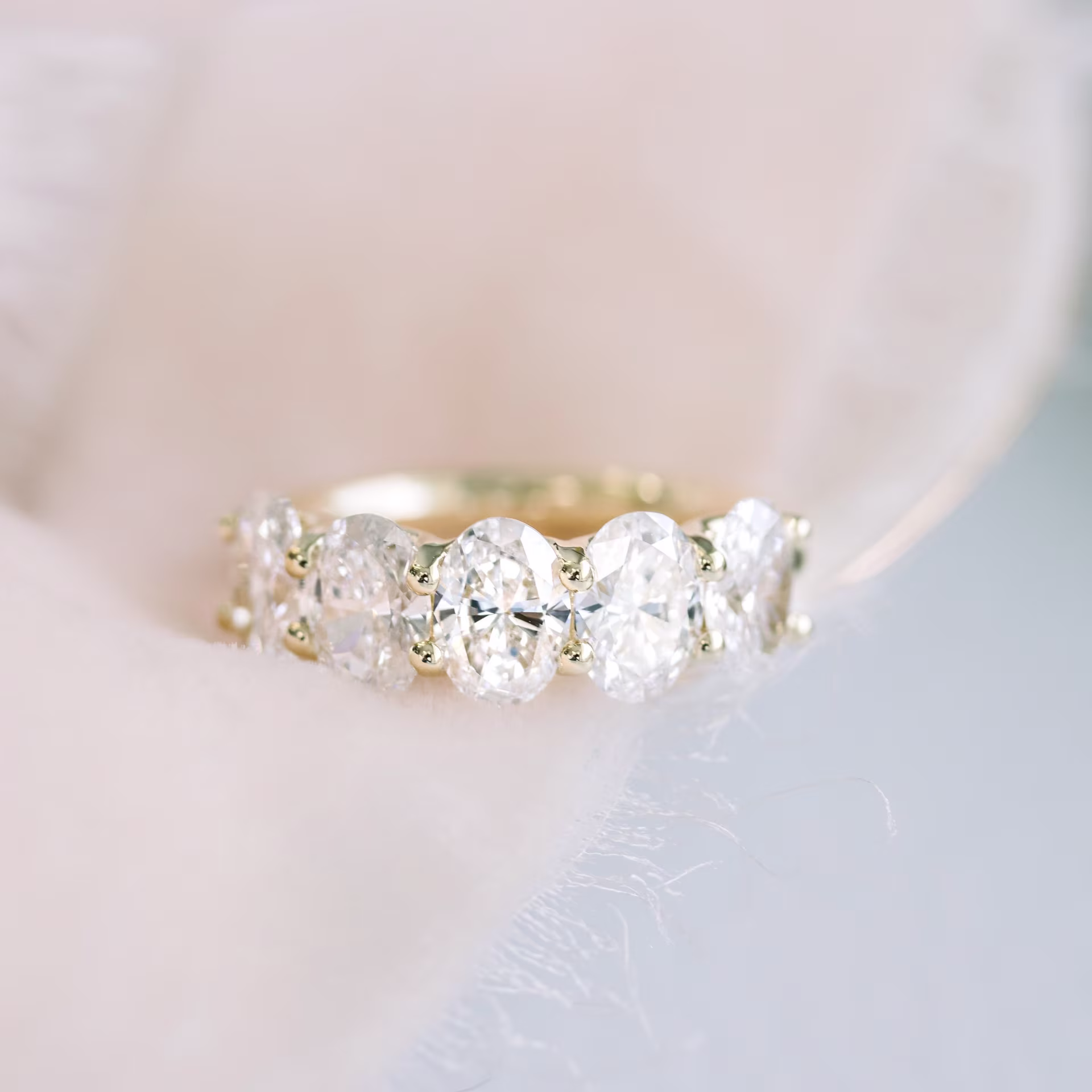 18k yellow gold 2.5 carat oval lab diamond half eternity band ada diamonds design ad 238 macro