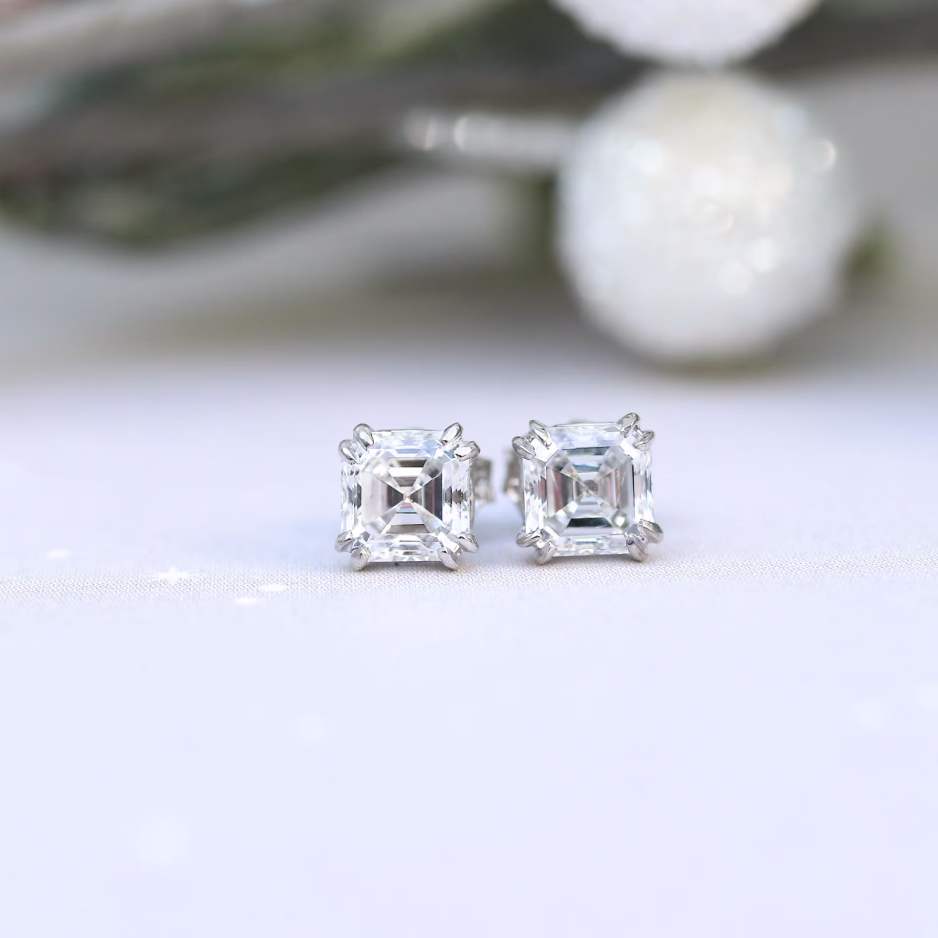 1.0 ctw Diamonds set in White Gold Asscher Cut Diamond Stud Earrings (Main View)
