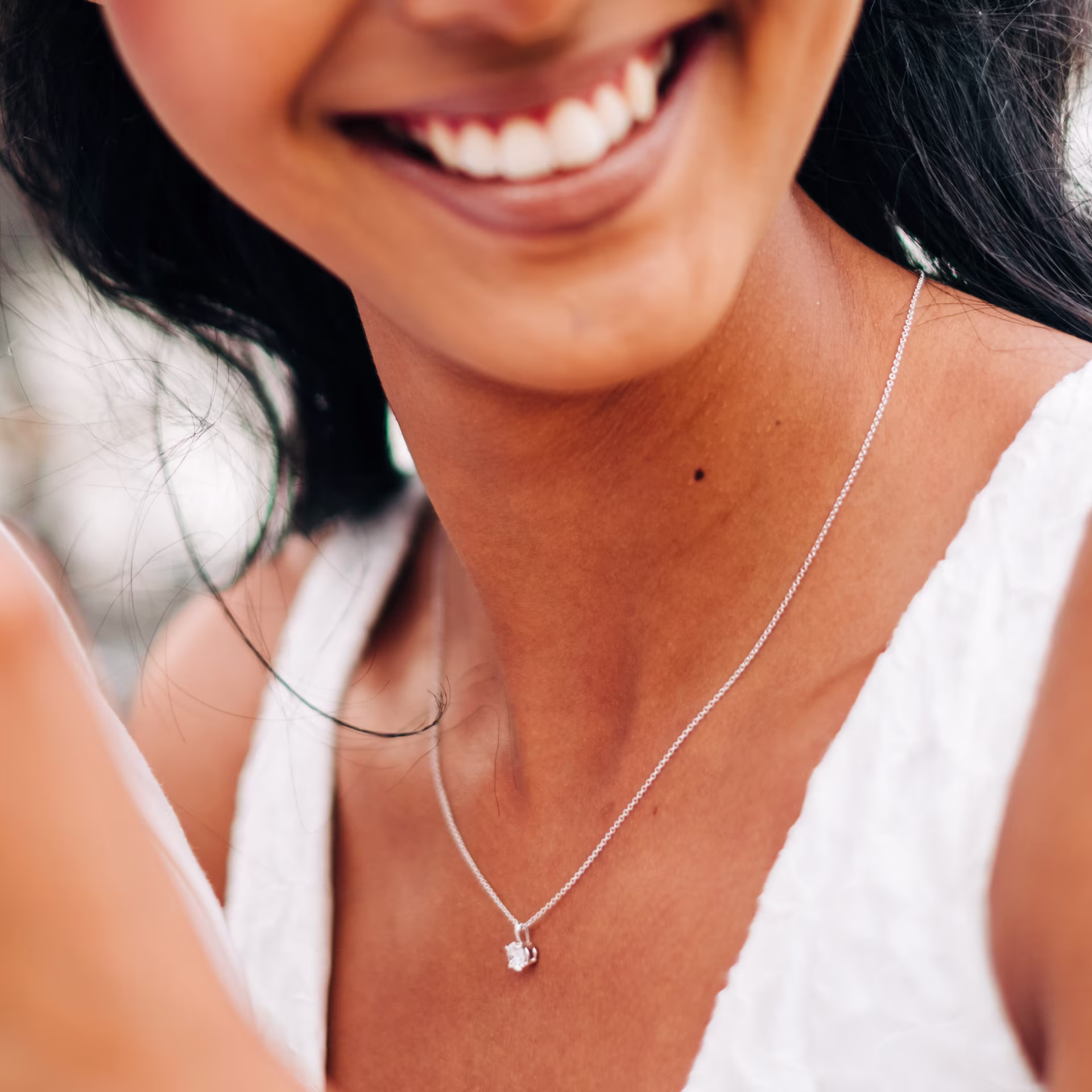 0.5 Carat Diamonds set in Platinum Classic Round Pendant (Side View)