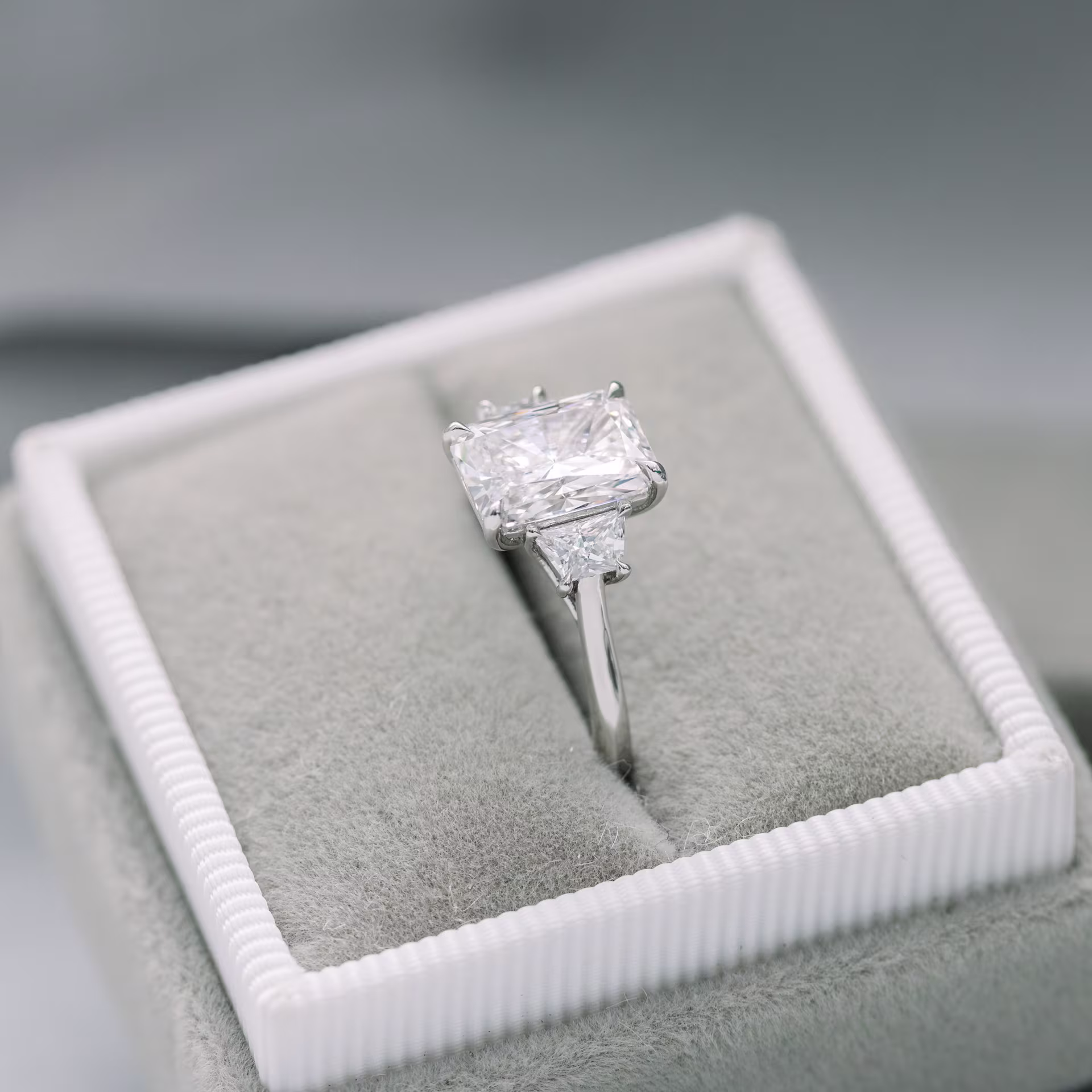 2.5 ctw Diamonds set in Platinum Radiant and Trapezoid Setting (Profile View)