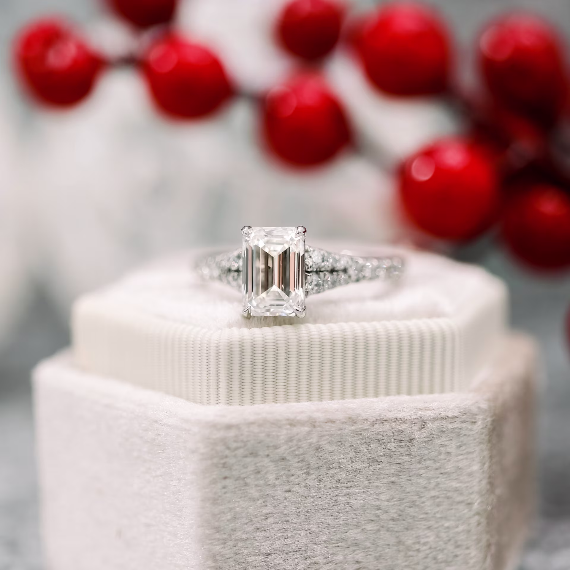 1.25 Carat Lab Diamonds set in Platinum Trellis Split Shank Diamond Engagement Ring (Main View)