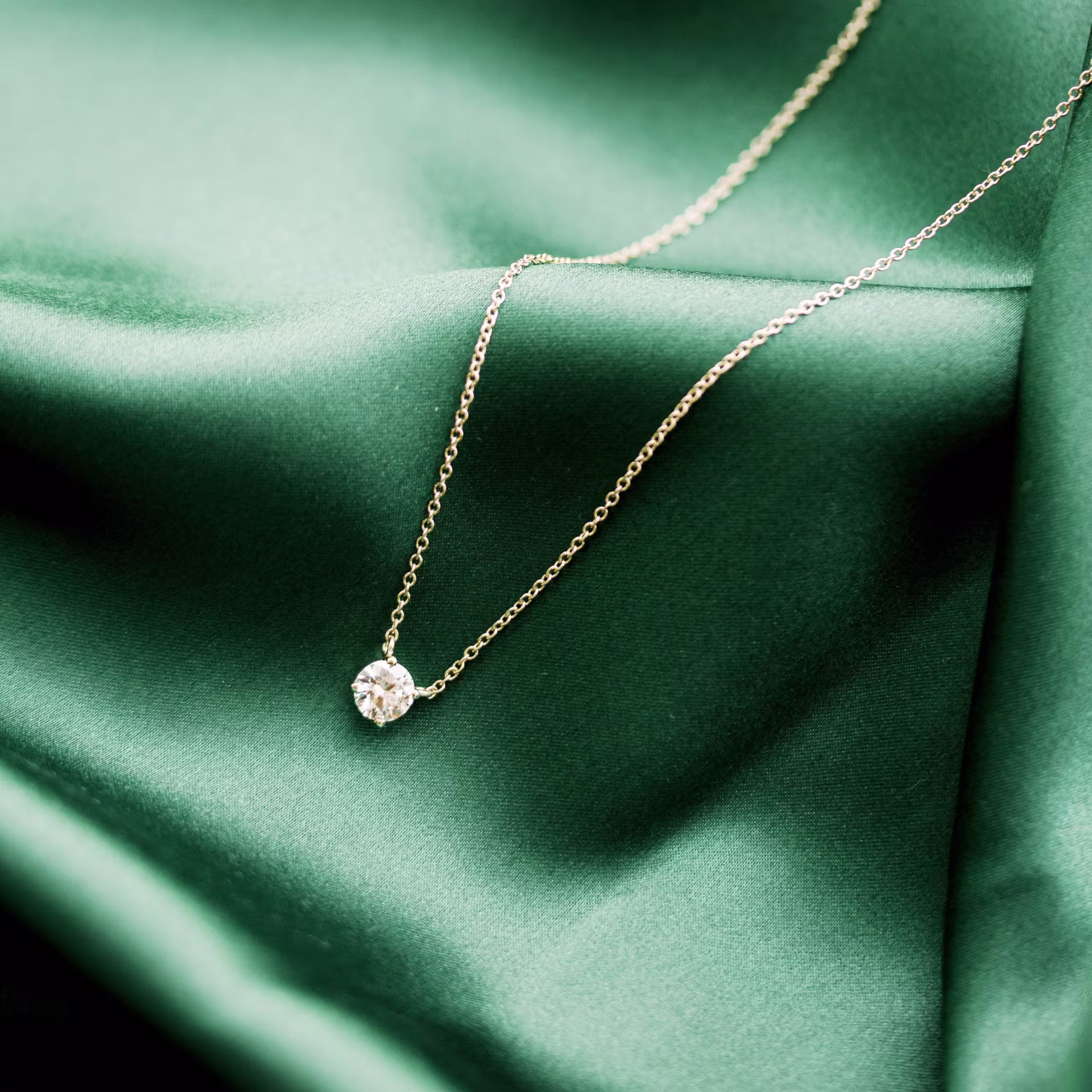 14k yellow gold lab diamond round solitaire pendant