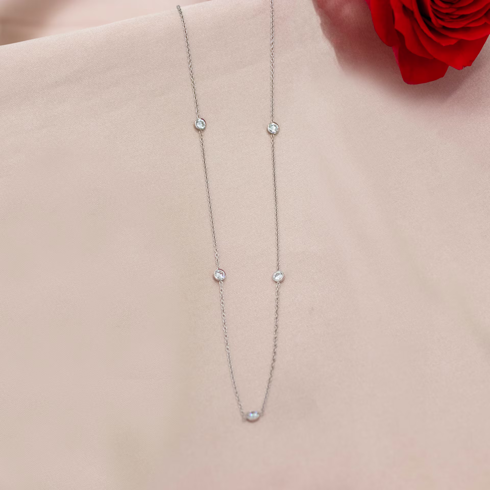 0.85 Carat Round Diamonds set in 14k White Gold Five Bezel Floating Cosmopolitan Necklace (Main View)