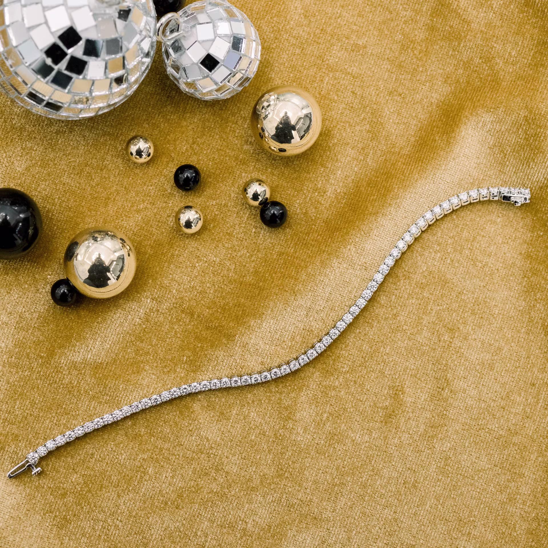 Hand Selected 4.0 ct Round Lab Grown Diamonds set in Platinum 4ctw Four Prong Round Diamond Tennis Bracelet in Platinum (Main View)