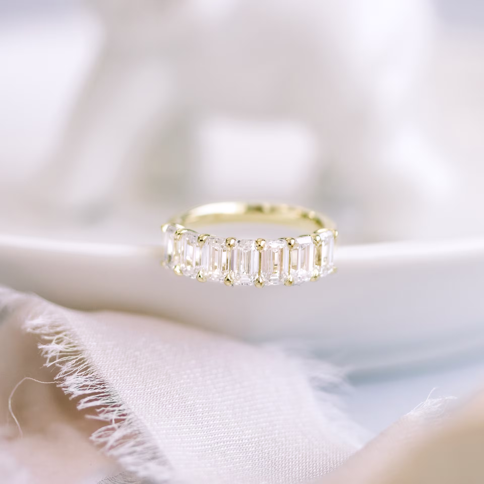 Hand Selected 2.0 ct Lab Grown Diamonds set in 18k Yellow Gold Emerald Seven Stone in 18k Yellow Gold 2ctw (Main View)