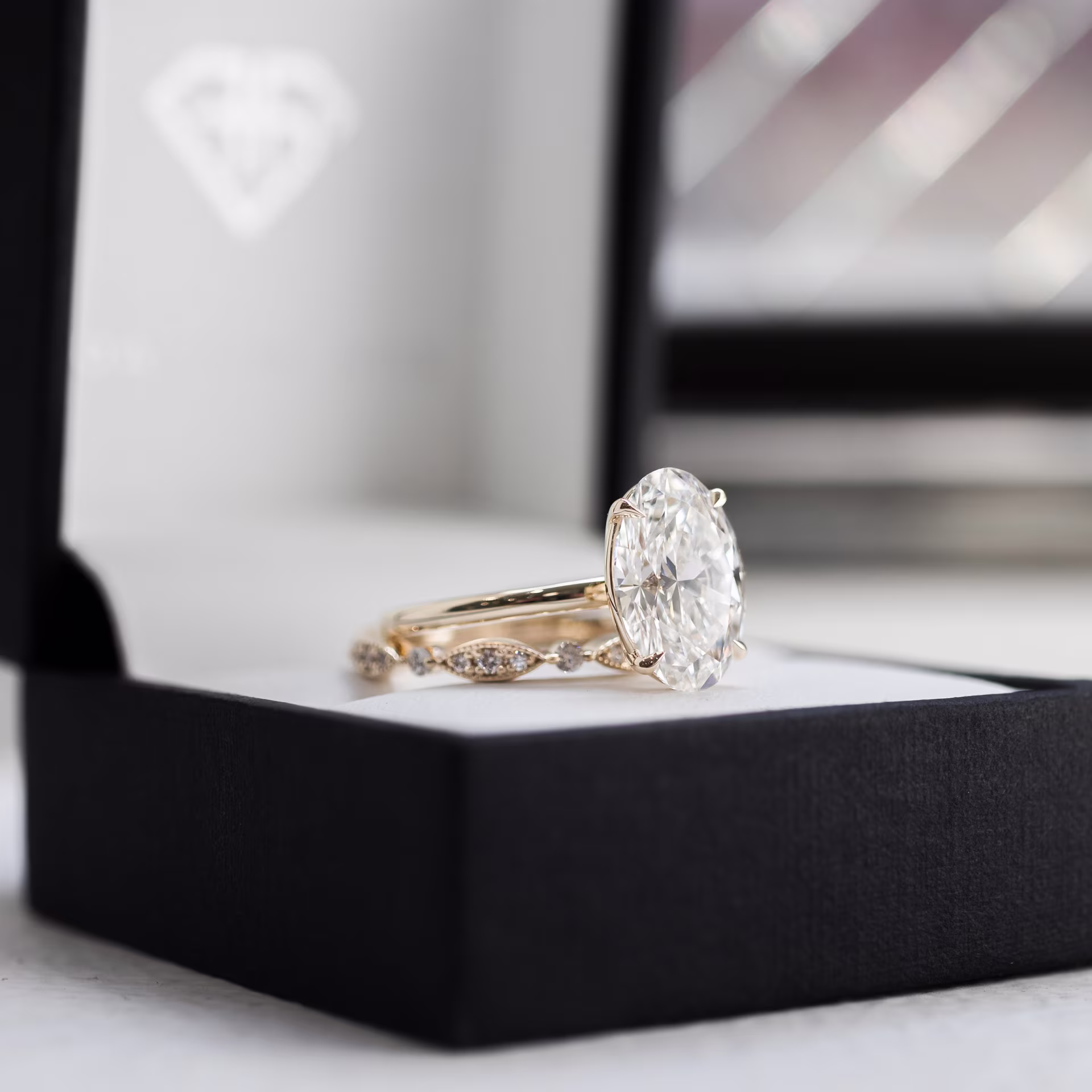 Hand Selected 0.25 Carat Round Brilliant Diamonds Leaf Three Quarter Band in Yellow Gold (Main View)