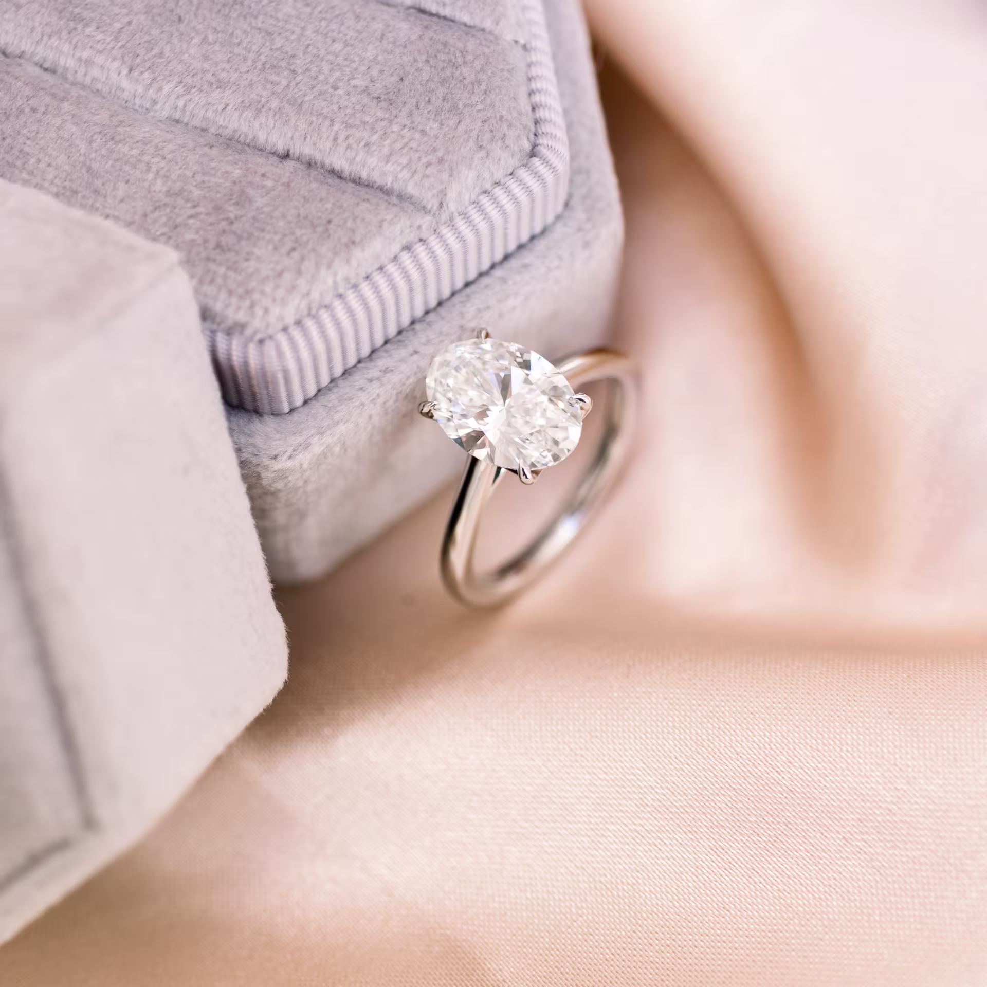 Platinum Oval Cathedral Solitaire featuring 2.0 Carat Lab Diamonds (Main View)