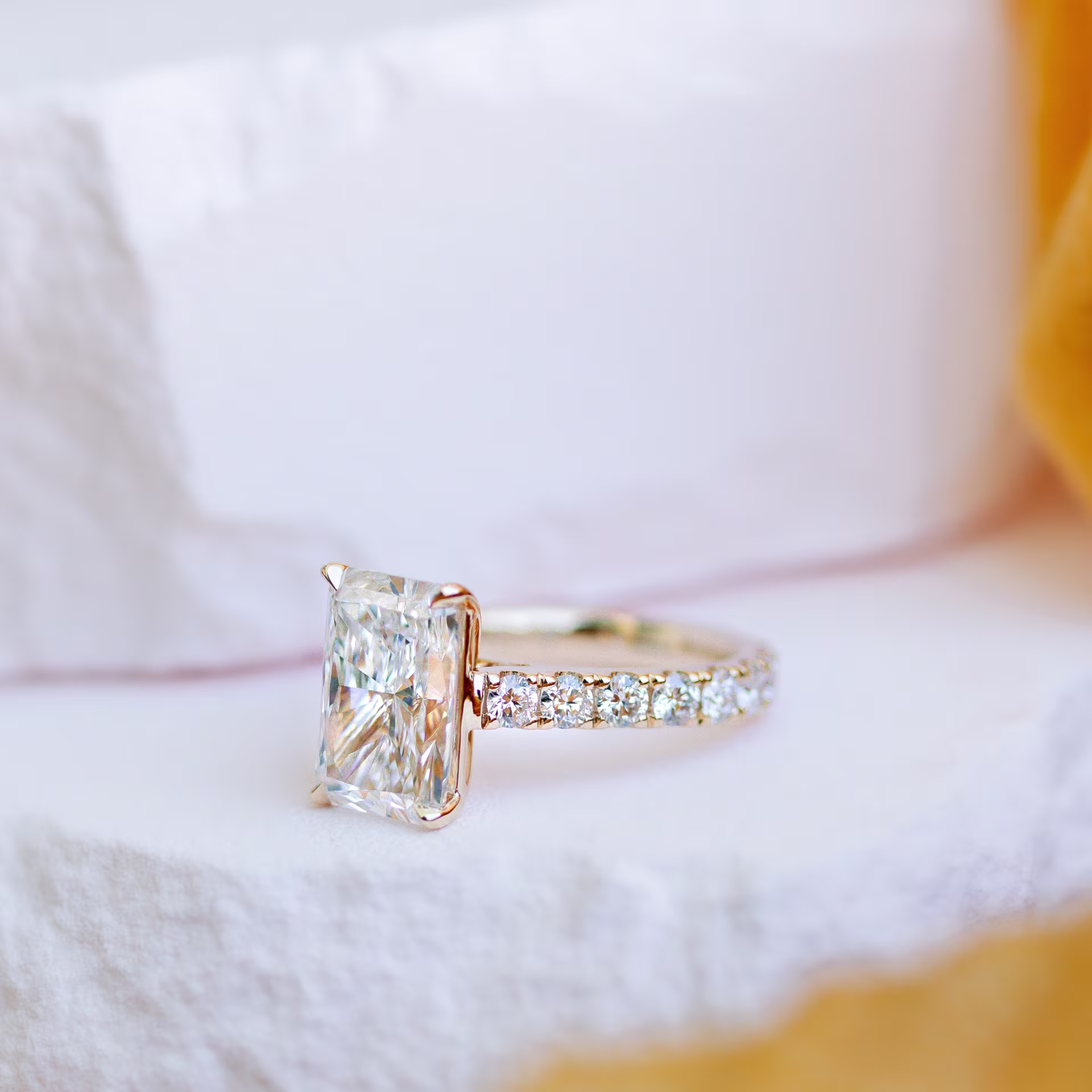 Exceptional Quality 3.25 ctw Diamonds Radiant Cathedral Pavé Setting in Yellow Gold (Main View)