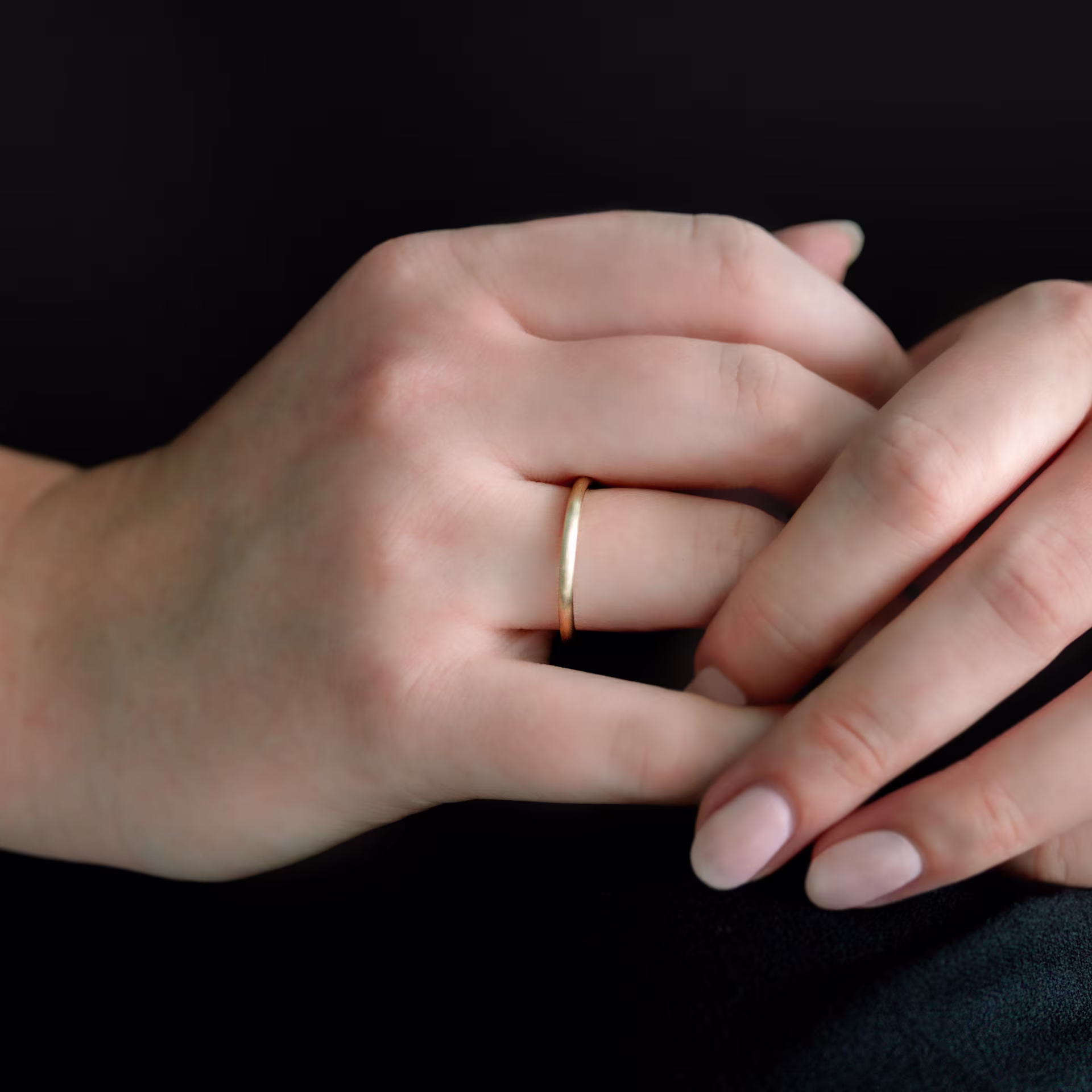 Exceptional Quality Plain Metal Diamonds 2mm Rounded Ring in (Main View)