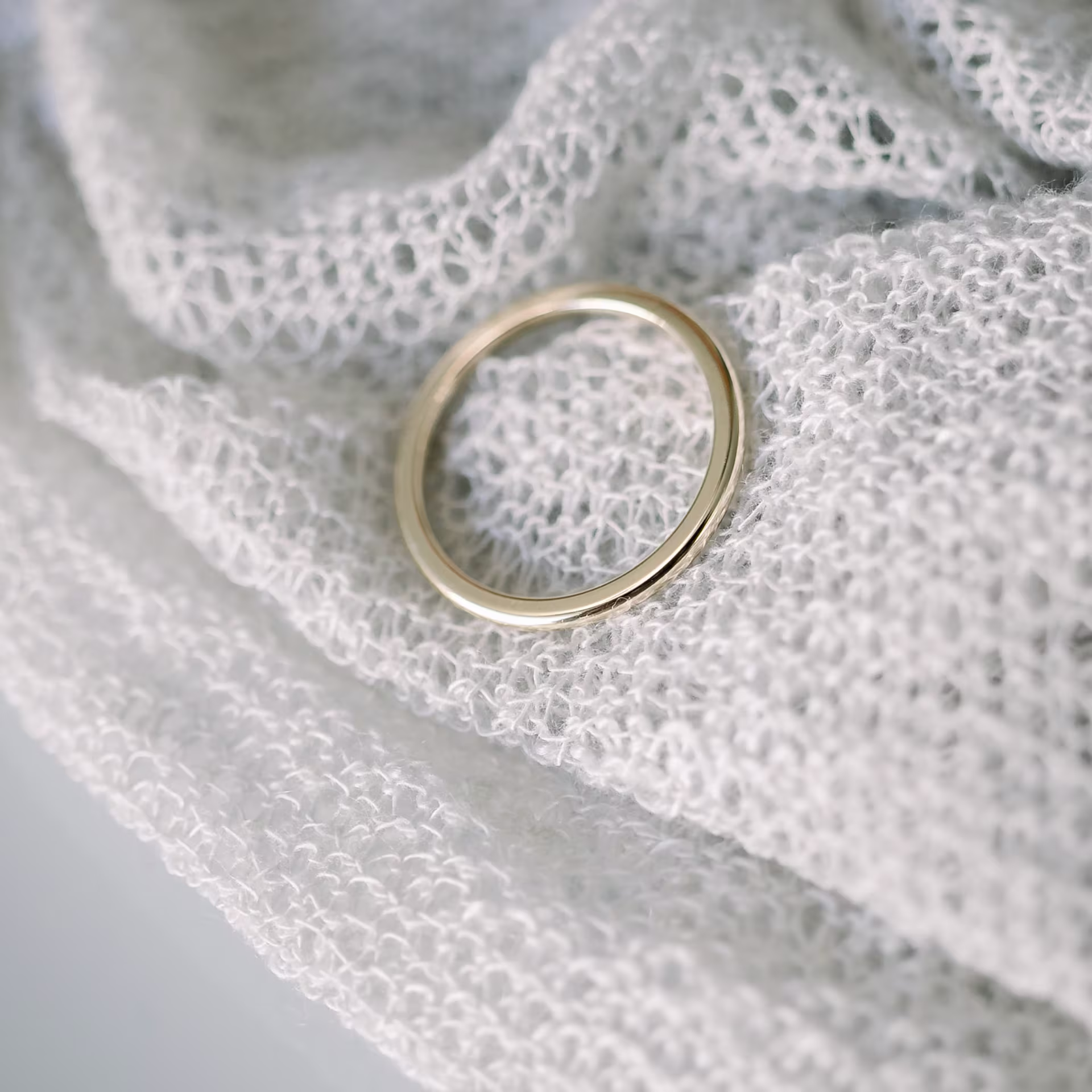 Alternate Yellow Image for Rounded Spacer Band