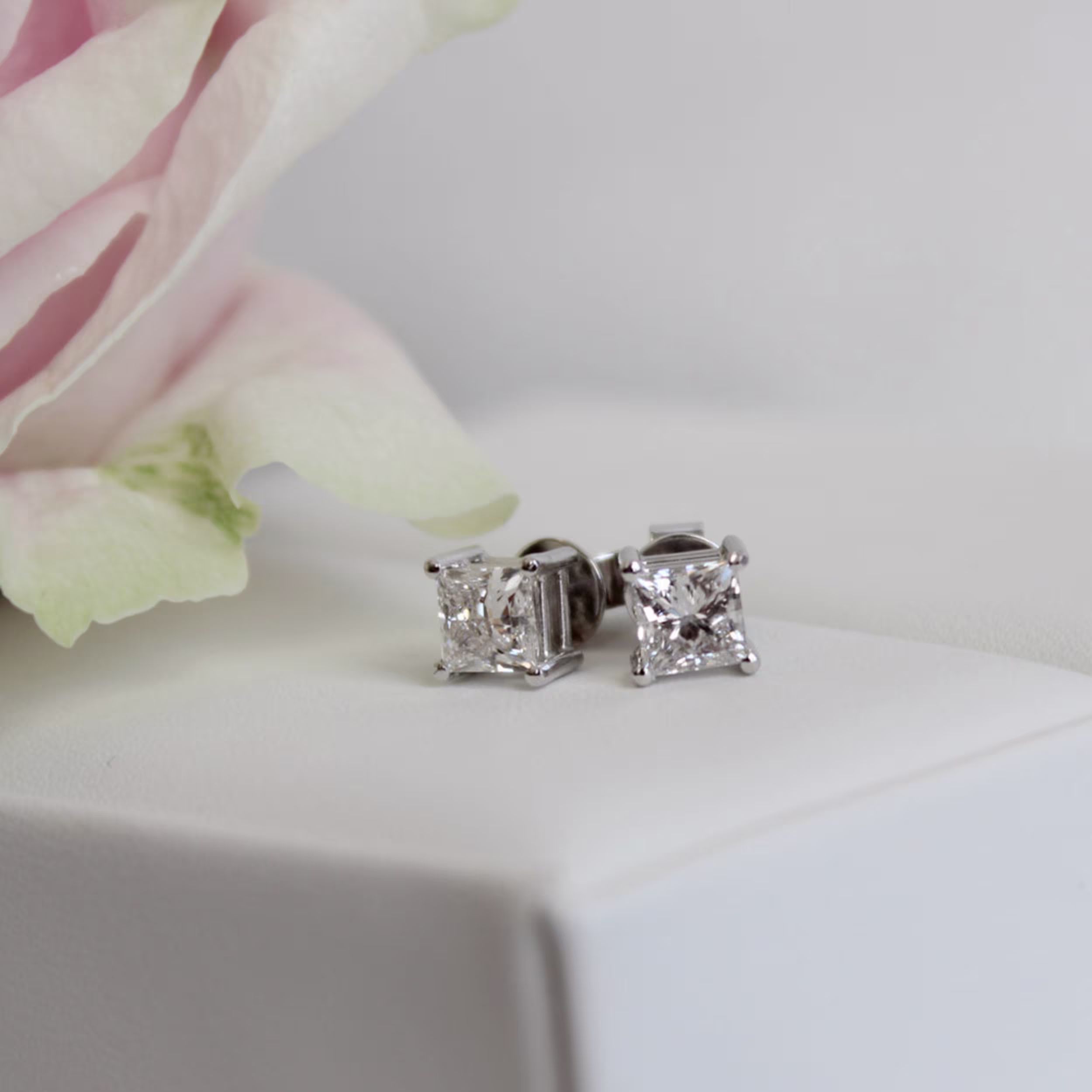 Hand Selected 1.0 ct Lab Grown Diamonds set in Platinum Princess Cut Diamond Stud Earrings (Main View)