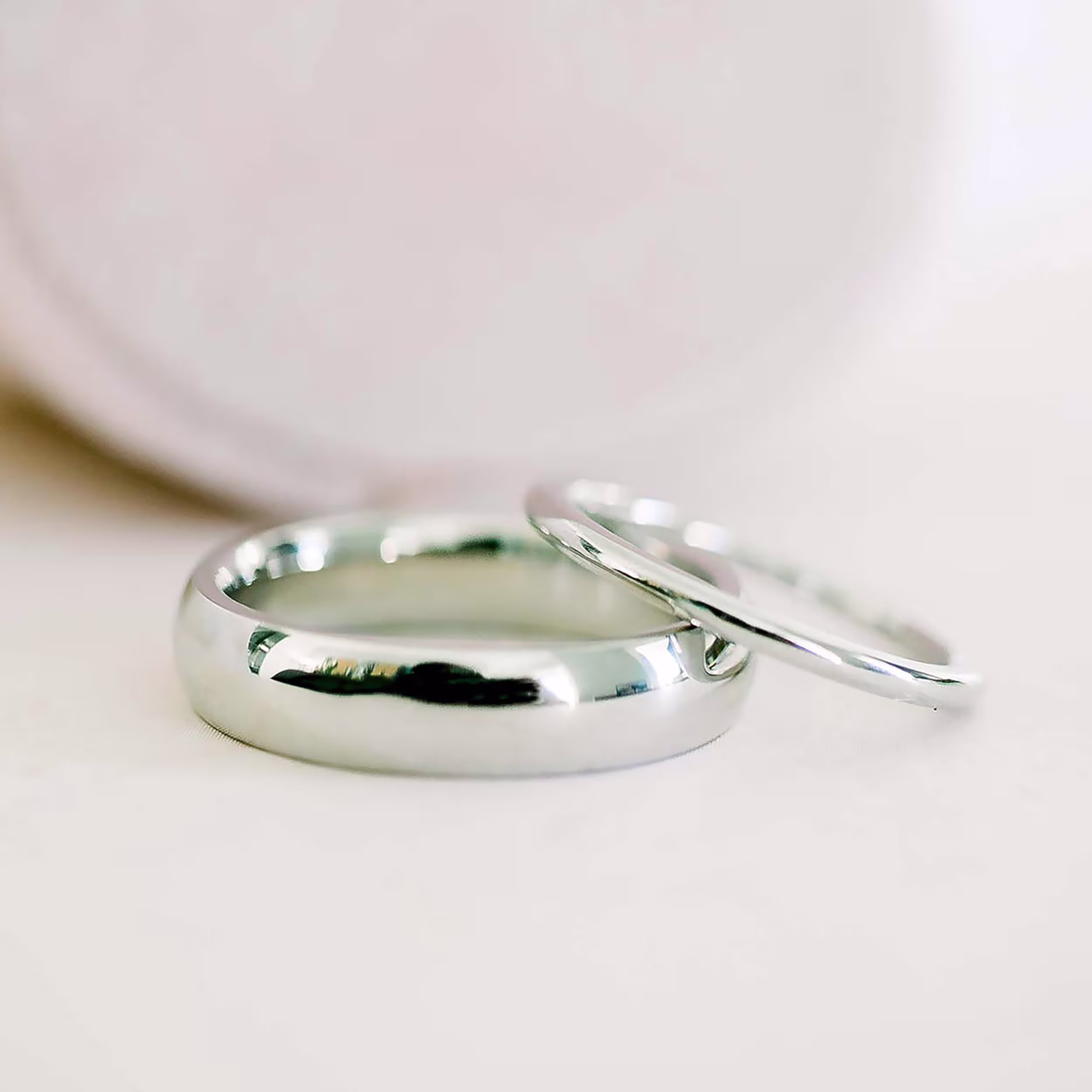 Classic Rounded Ring featuring Lab Diamonds (Profile View)