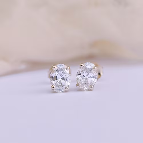 1.4 Carat Diamonds set in 14k Yellow Gold Oval Diamond Stud Earrings (Main View)