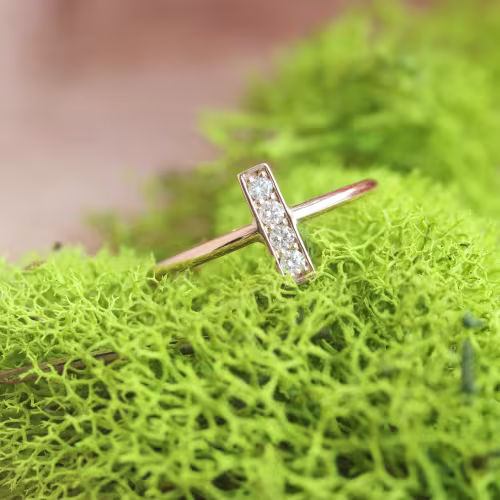0.12 ct Round Brilliant Diamonds Bar Ring in 14k Rose Gold (Main View)