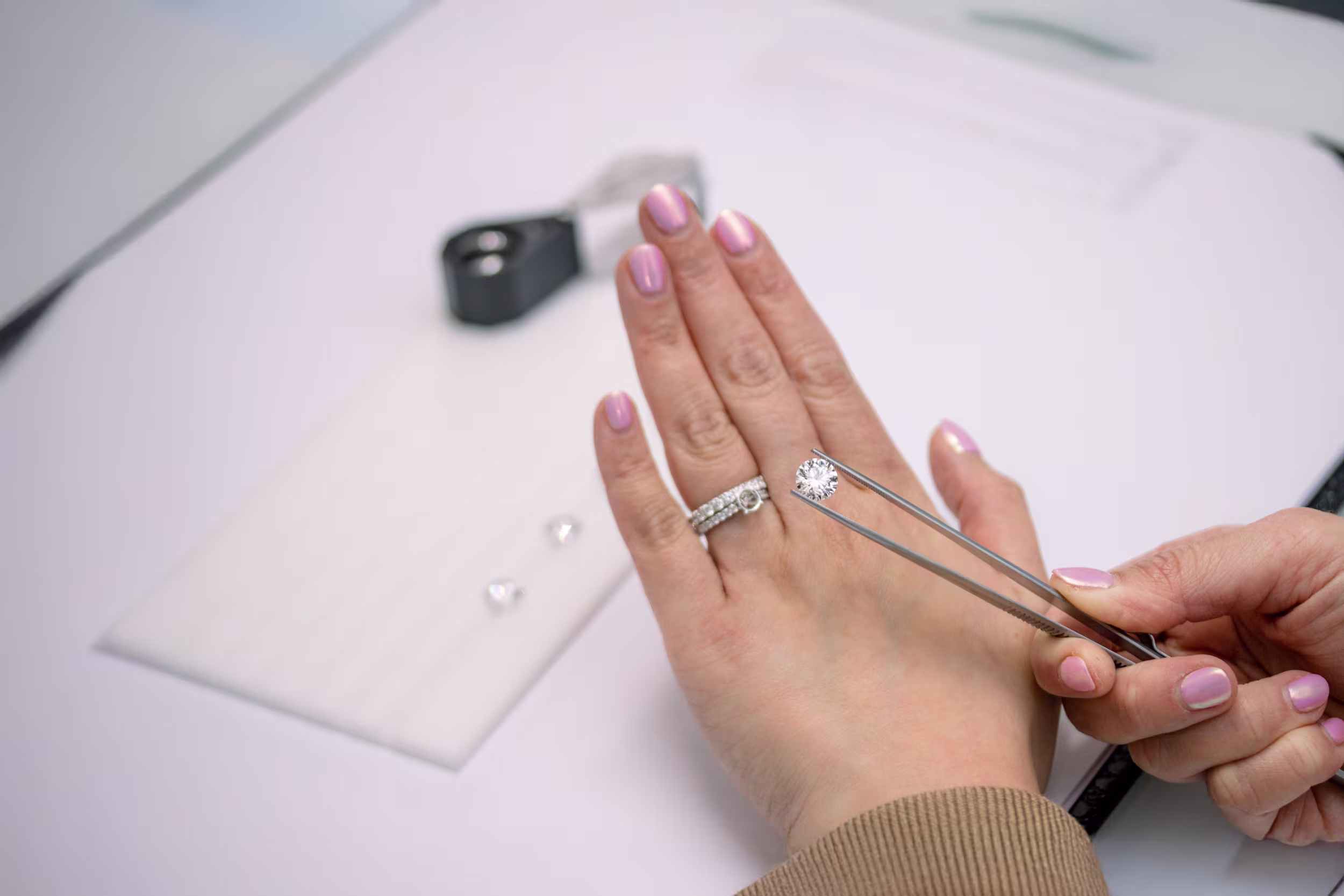 Visit an Ada Diamonds Showroom