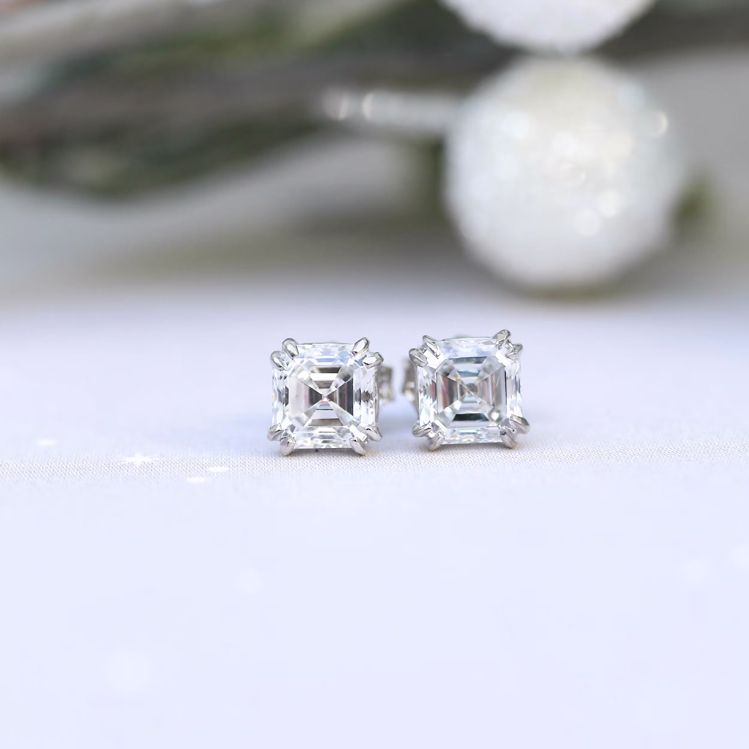 1.0 ctw Diamonds set in White Gold Asscher Cut Diamond Stud Earrings (Main View)