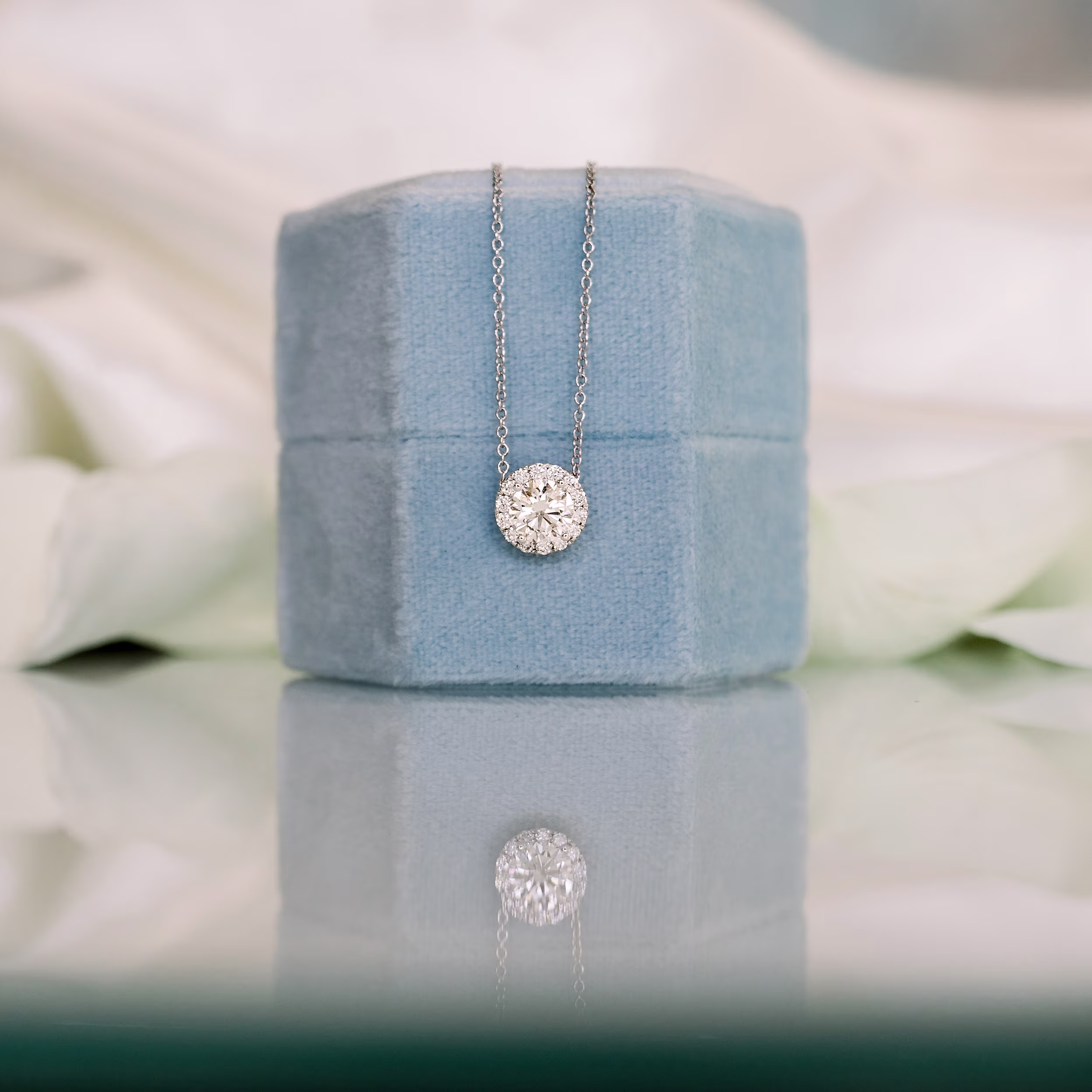 High Quality 1.0 ct Round Brilliant Diamonds set in 14 Karat White Gold Single Halo Round Diamond Pendant
