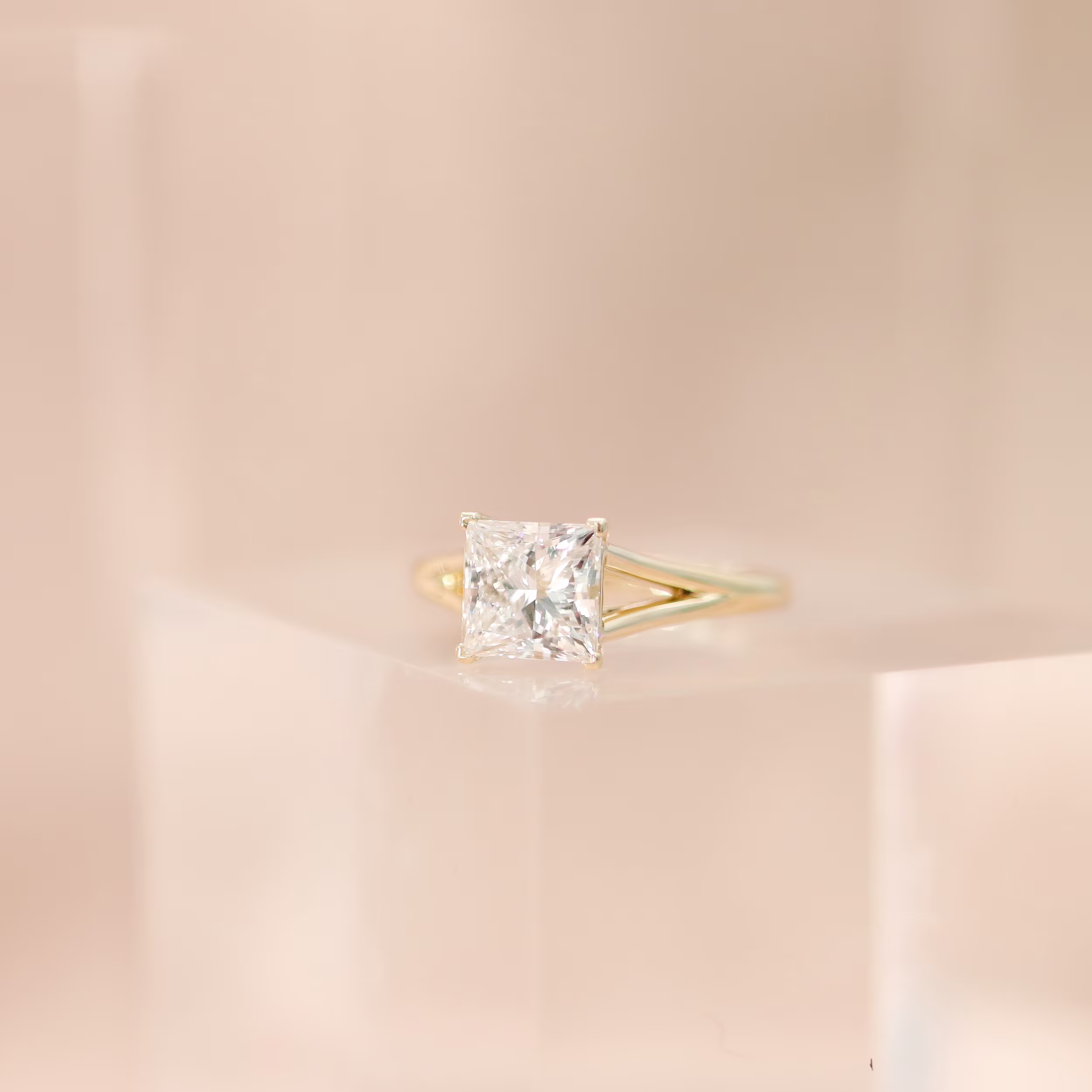 Yellow Gold Split Shank Solitaire Diamond Engagement Ring featuring Exceptional Quality 2.0 ctw Created Diamonds (Main View)