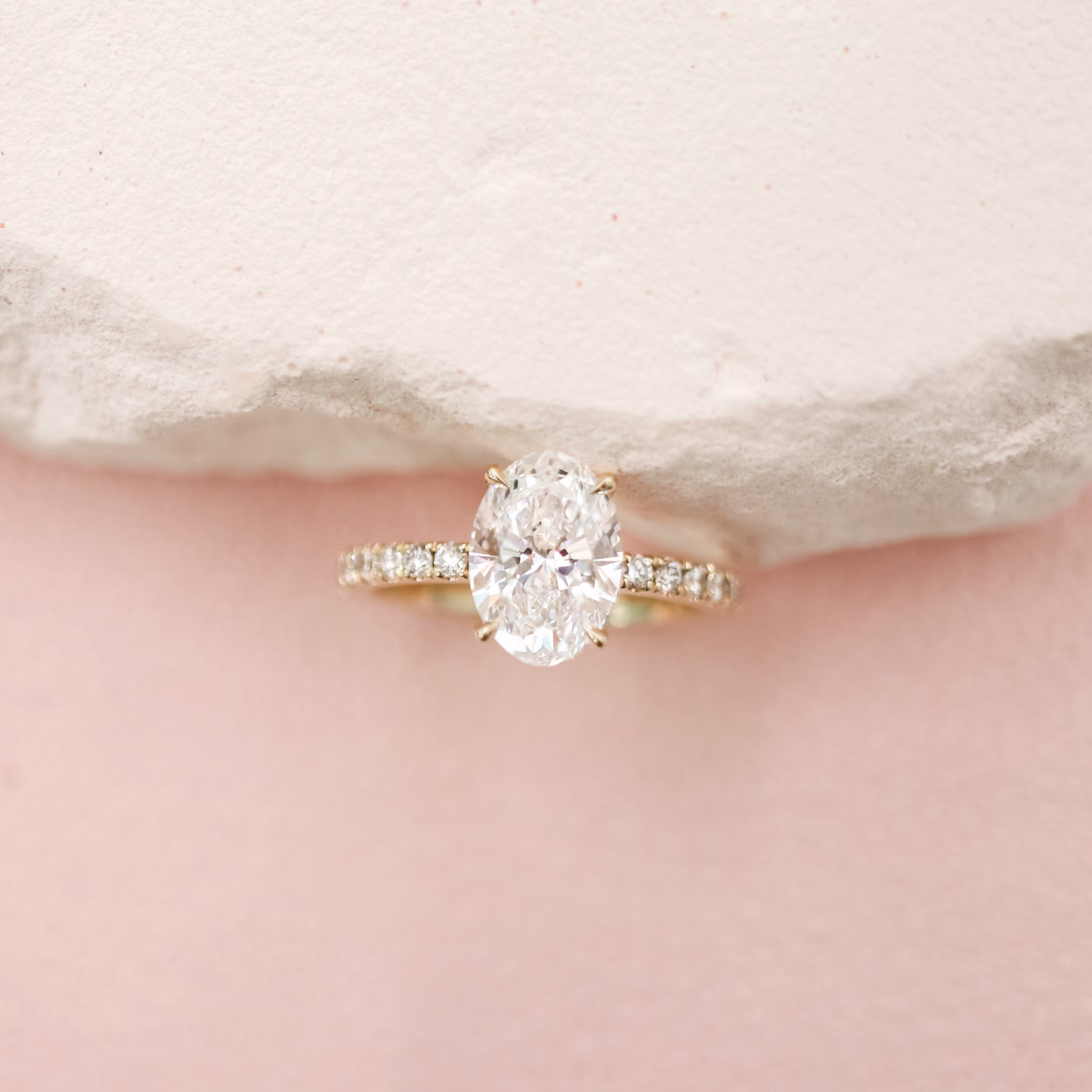 2.5 ct Lab Grown Diamonds set in Yellow Gold Oval Classic Four Prong Pavé Setting (Main View)