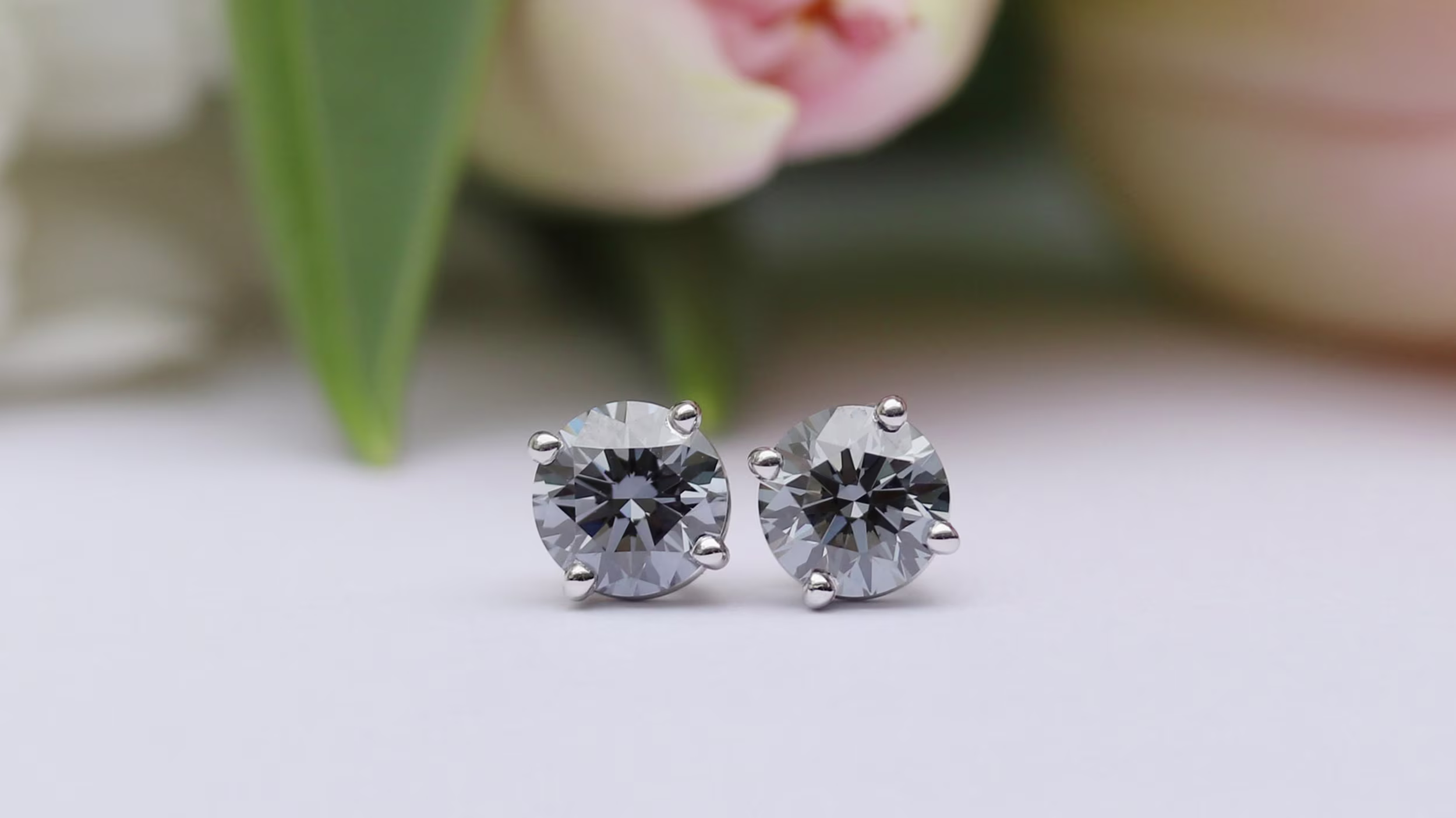 Round Brilliant Lab Diamond Studs