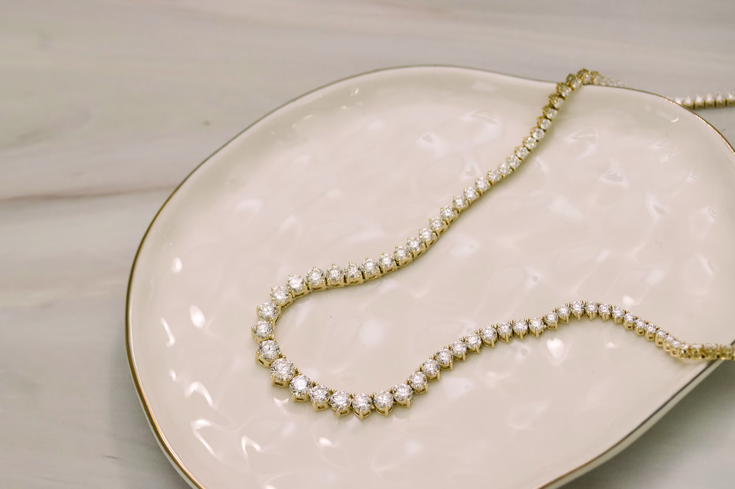 The Signature Collection  Set with The World's Best Diamonds