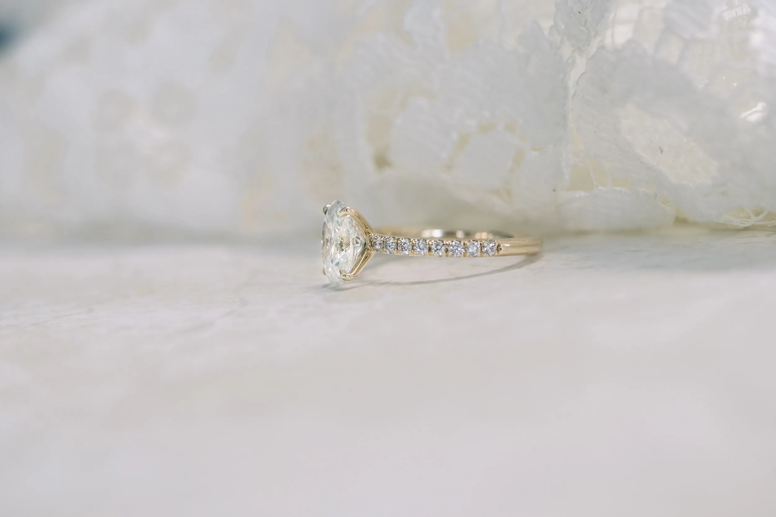 oval classic four prong pave