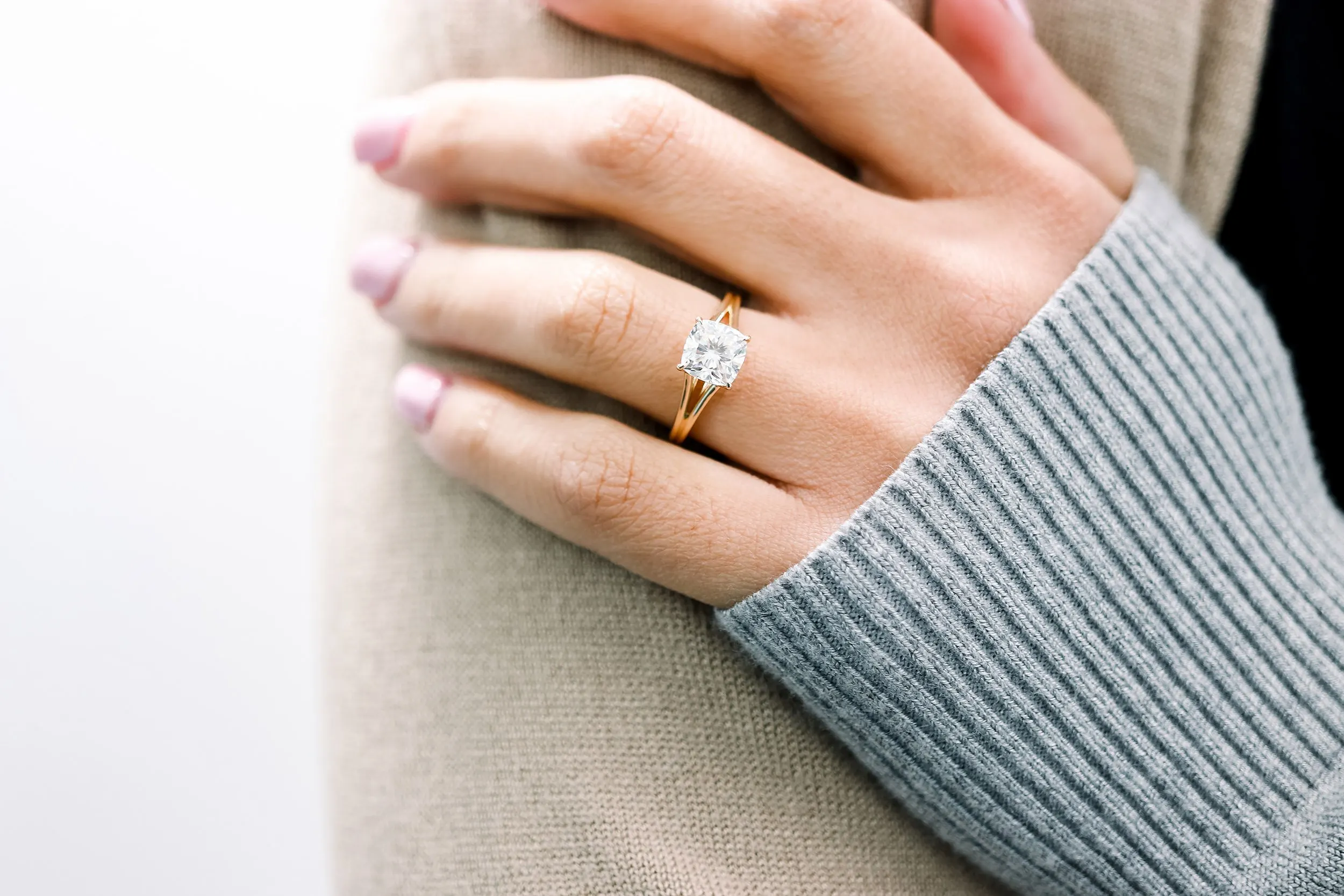 Buy Oval Shape Women Lab Grown Diamond Ring Online in India – Ayaani