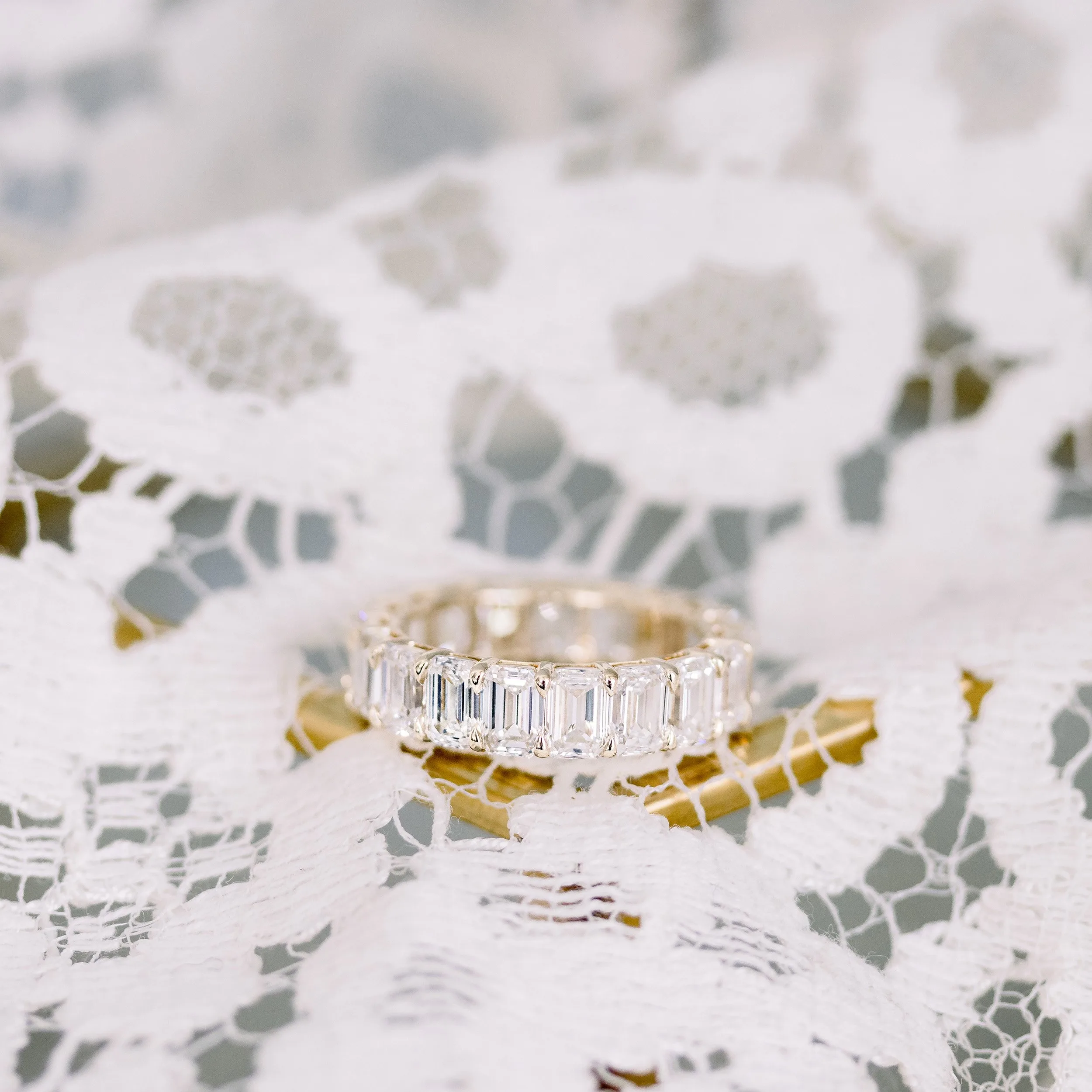 14k yellow gold 7ct emerald cut lab diamond eternity band ada diamonds design ad 165 macro