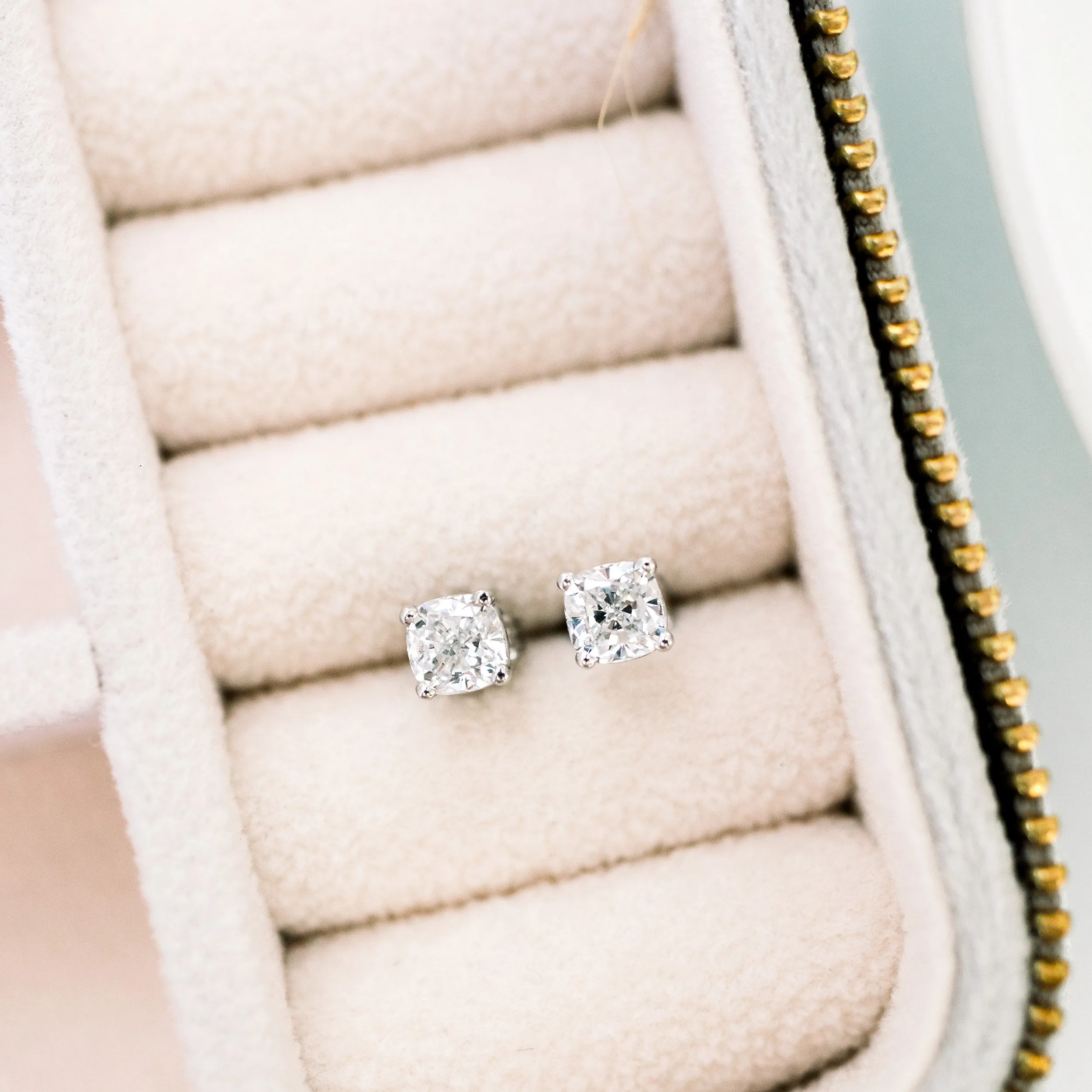 18k white gold 1 ct cushion lab diamond stud earrings ada diamonds design ad 292