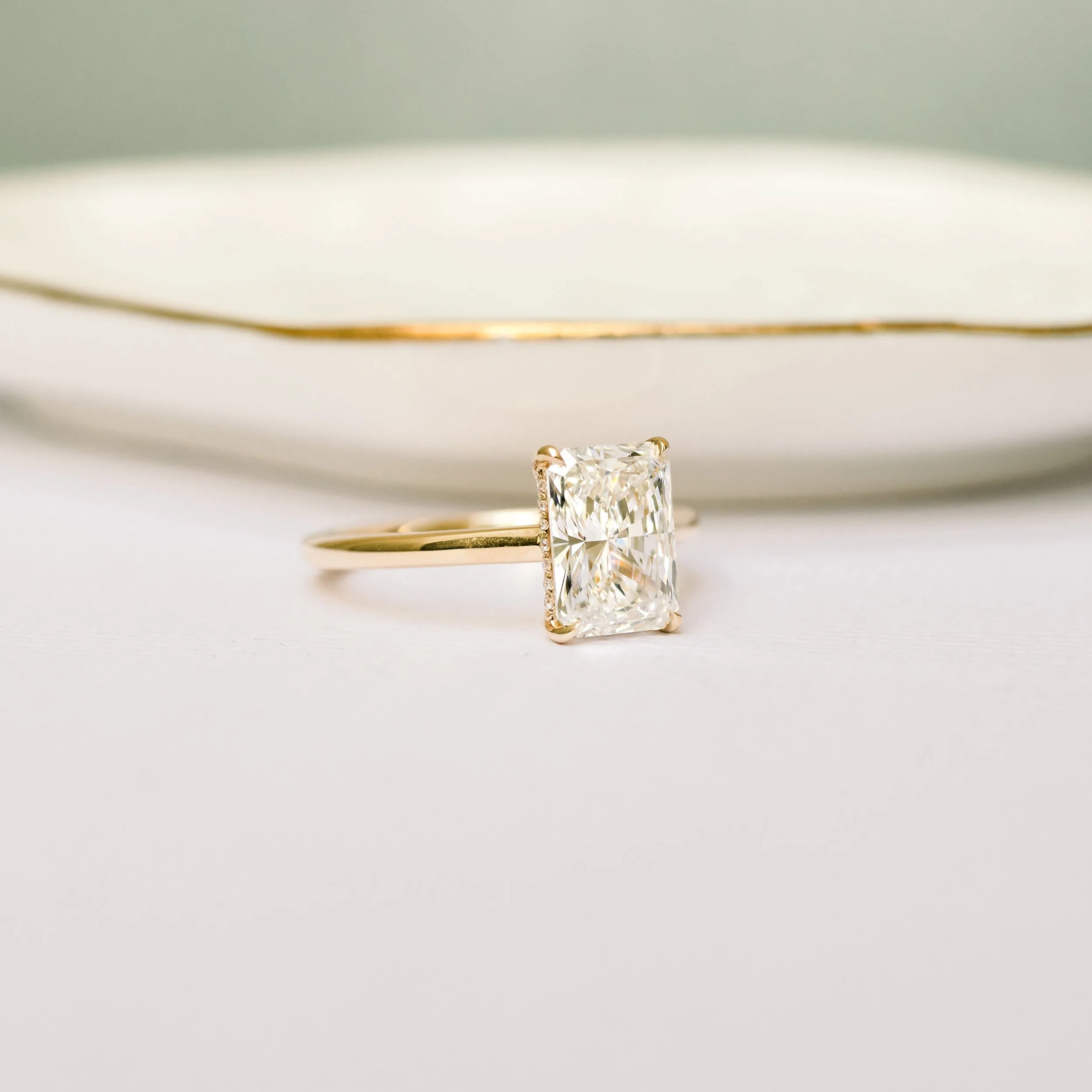 14k yellow gold 2.75ct radiant cut lab diamond solitaire engagement ring with hidden halo ada diamonds design ad 331 macro