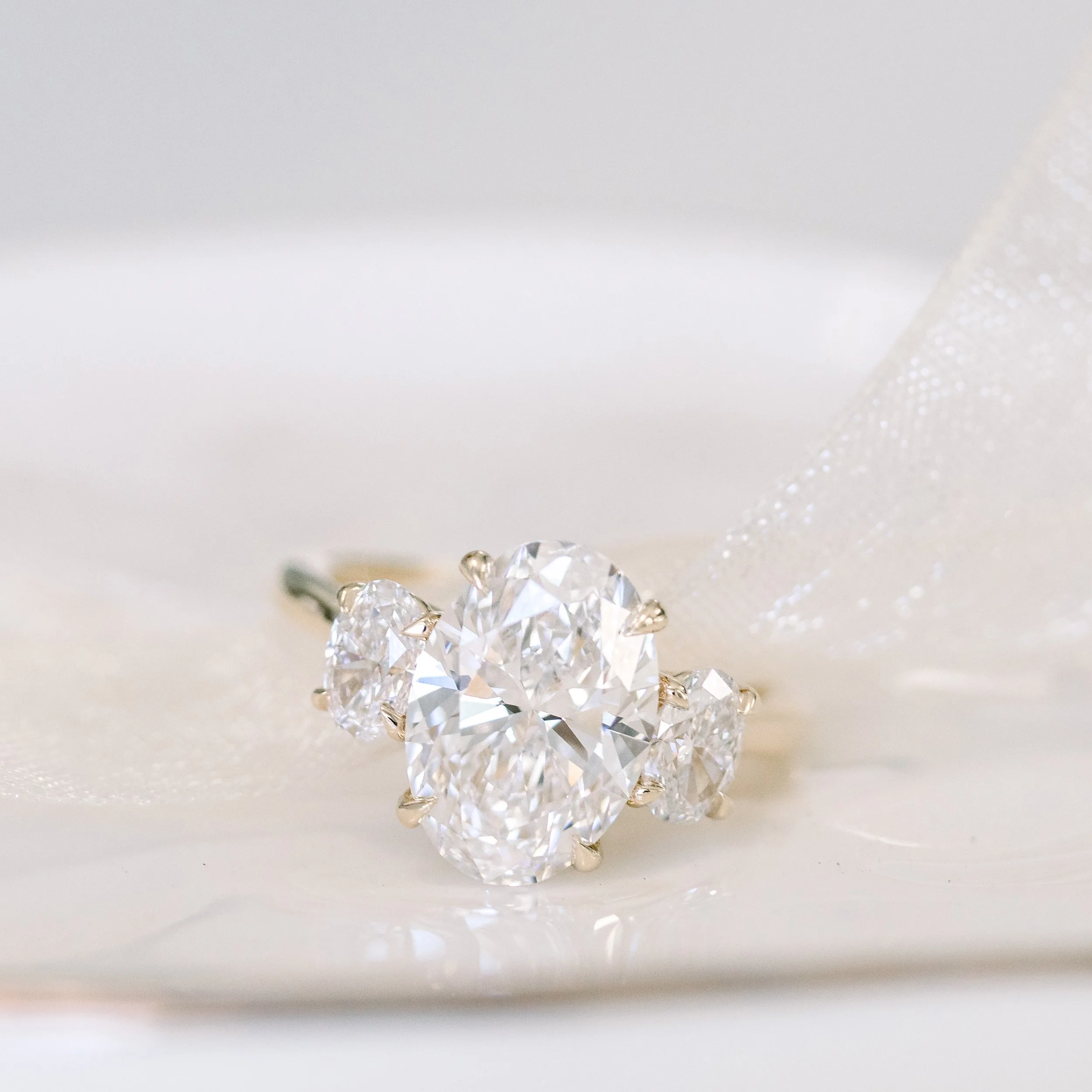 14k gold 3.5ct three stone oval engagement ring with lab grown diamonds ada diamonds design ad 158 macro