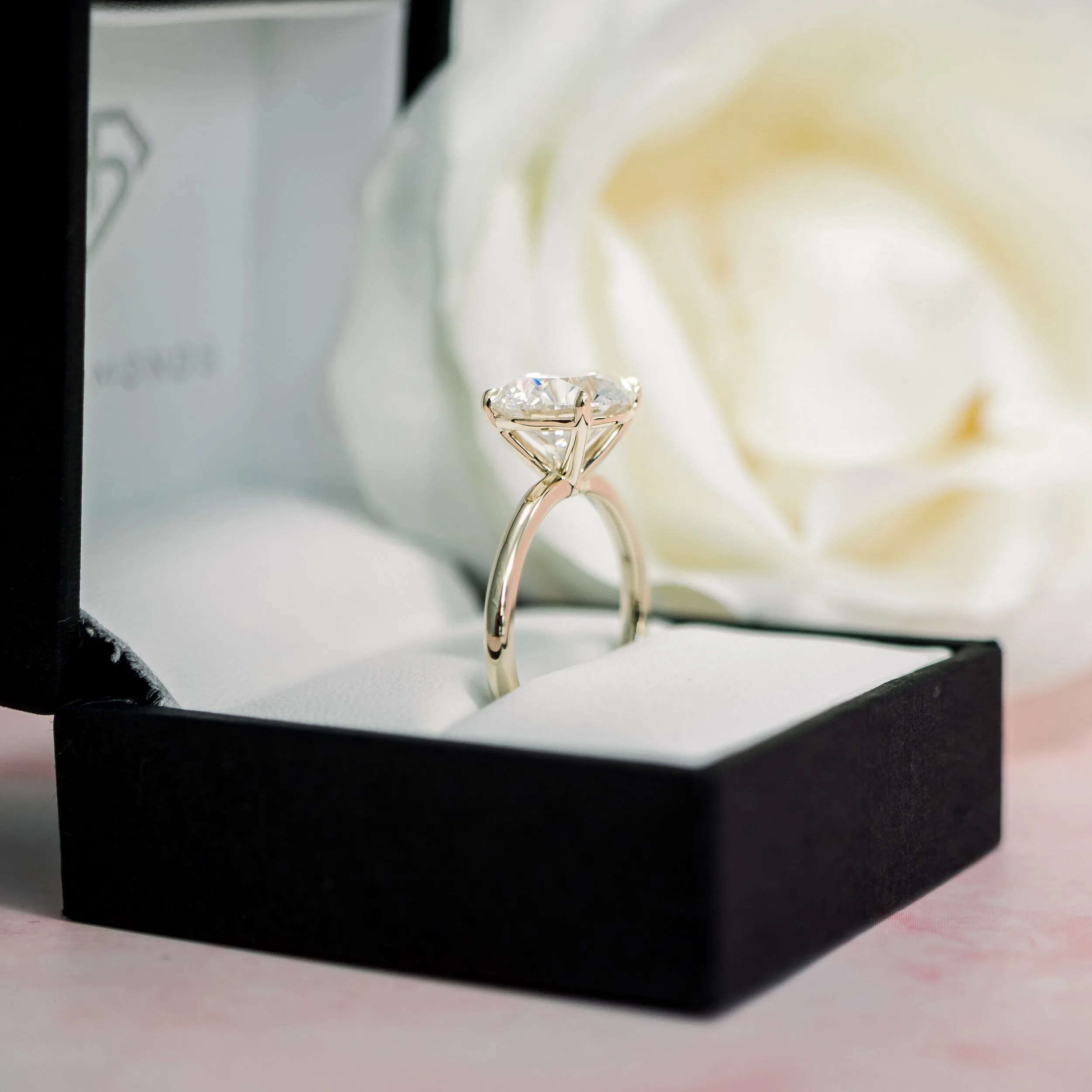 14k yellow gold 4 ct round lab diamond solitaire engagement ring ada diamonds design ad 066 profile view