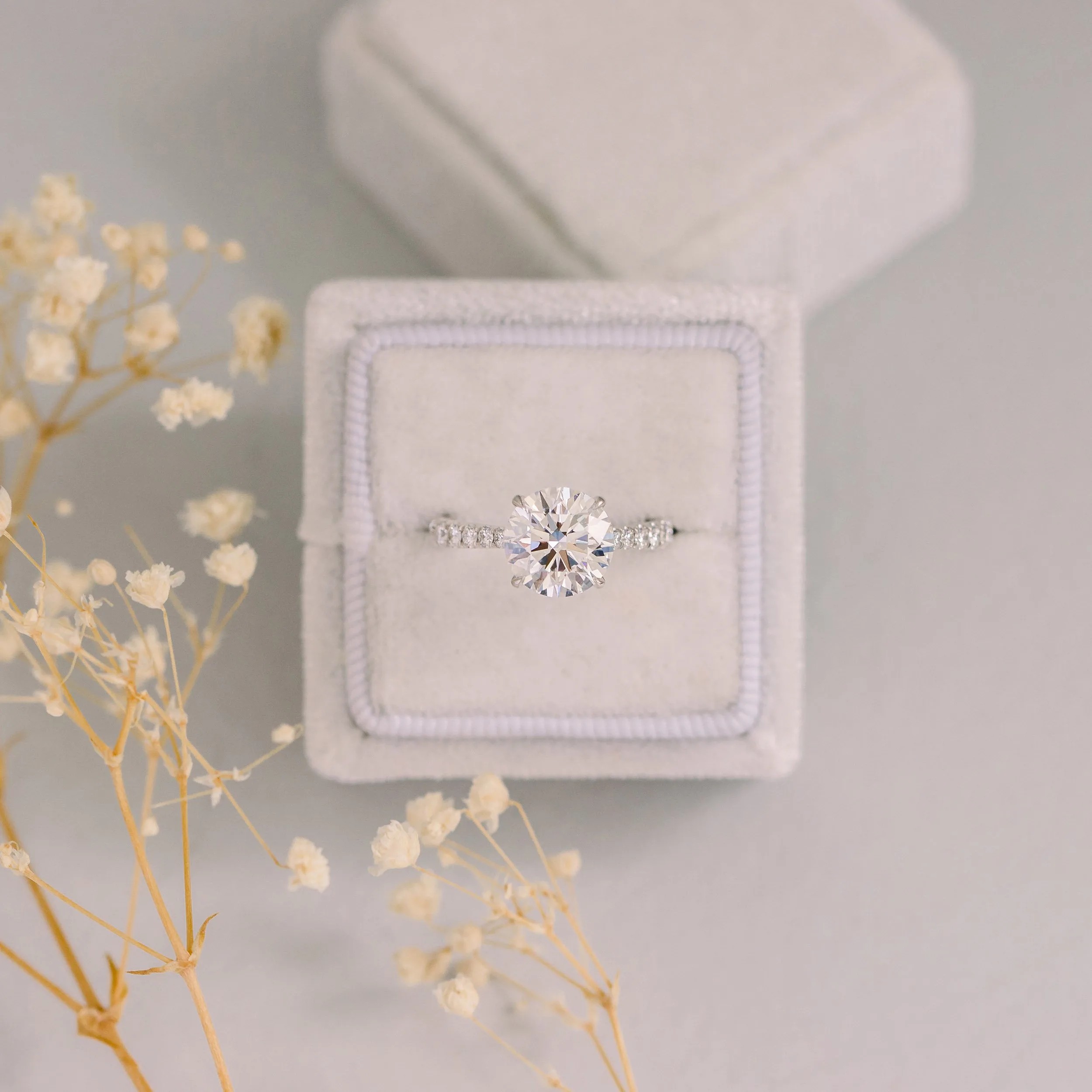 platinum 2.75 ct round lab diamond trellis pavé engagement ring with tapered band ada diamonds design ad 178