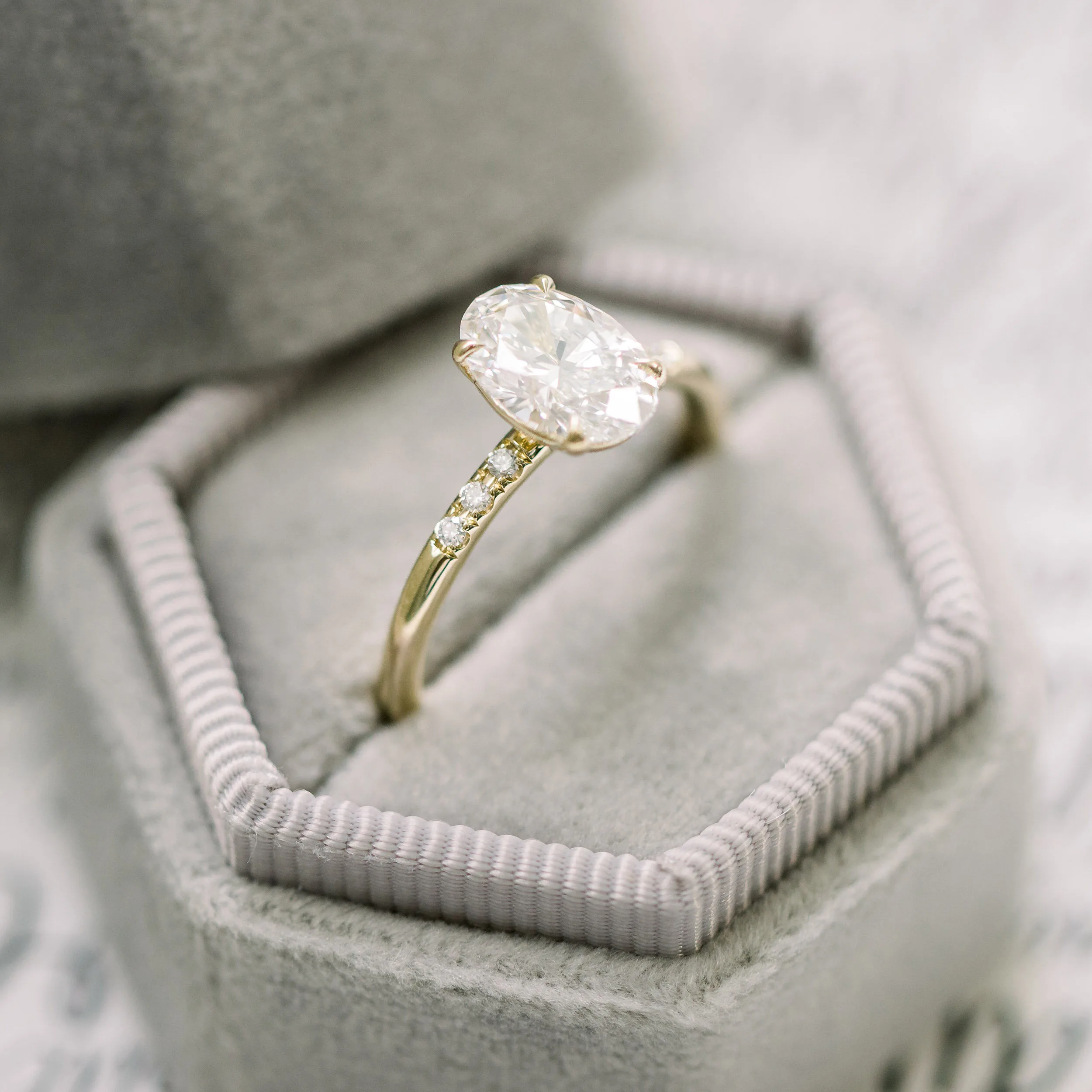 14k Yellow Gold 1.5ct Oval Lab Diamond Ring with Diamond Accented Band Ada Diamonds Design AD-178 Macro
