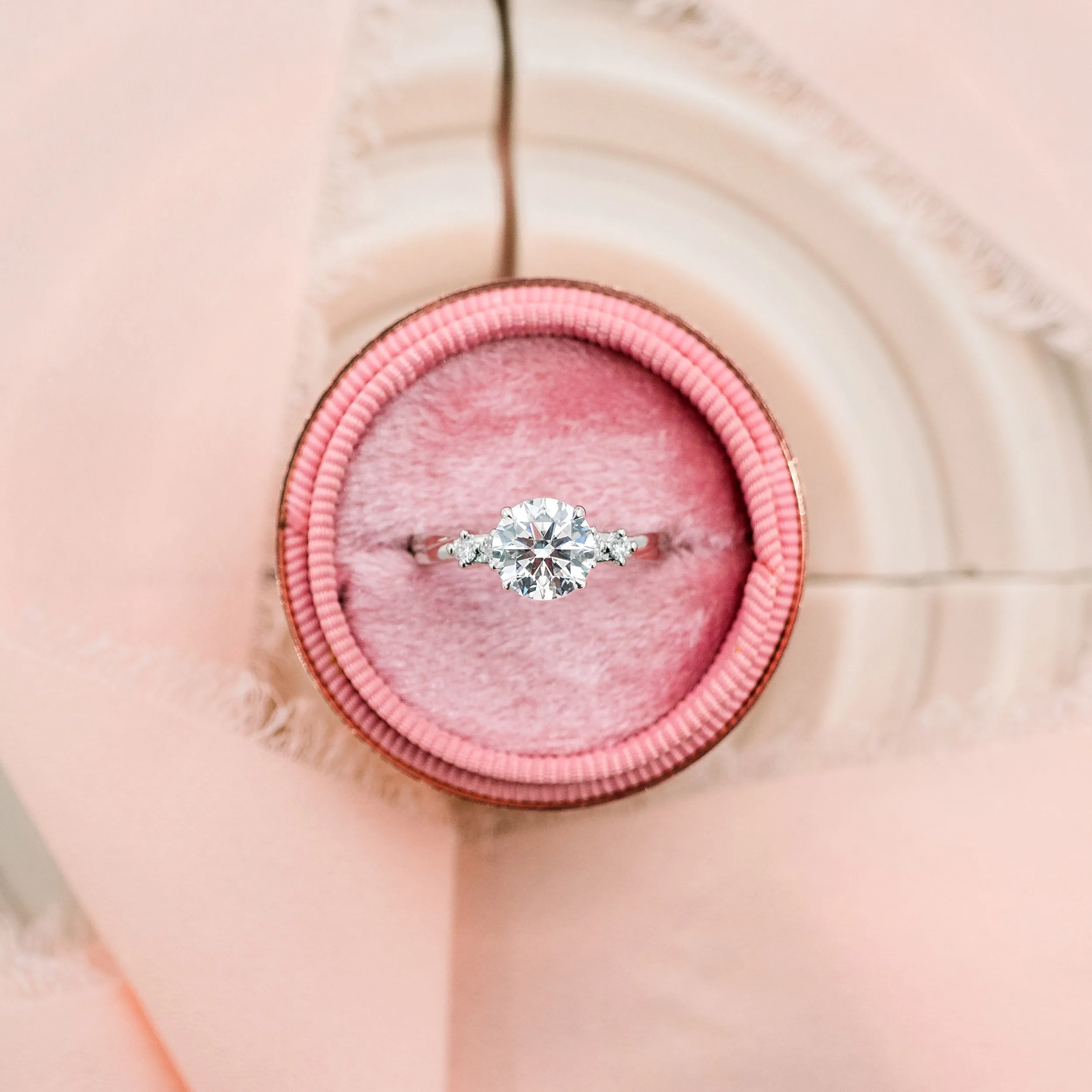 platinum 1.5ct round five stone lab diamond engagement ring with twisting band ada diamonds design 180 macro