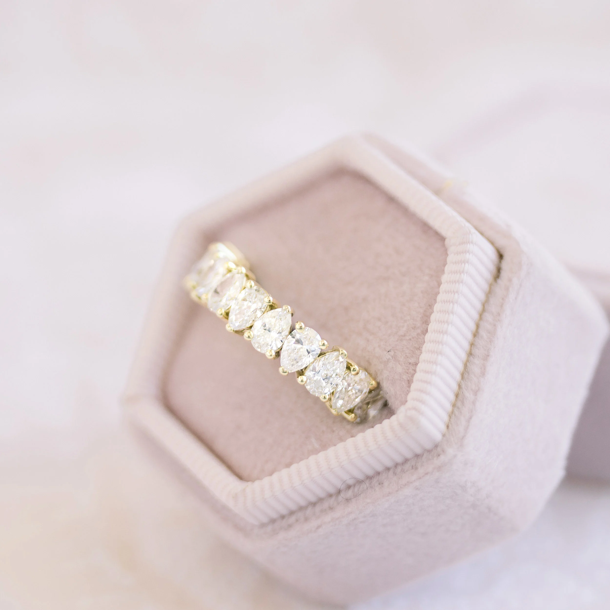 2.5 ctw Lab Diamonds set in 14k Yellow Gold Pear Alternating Three Quarter Band (Side View)