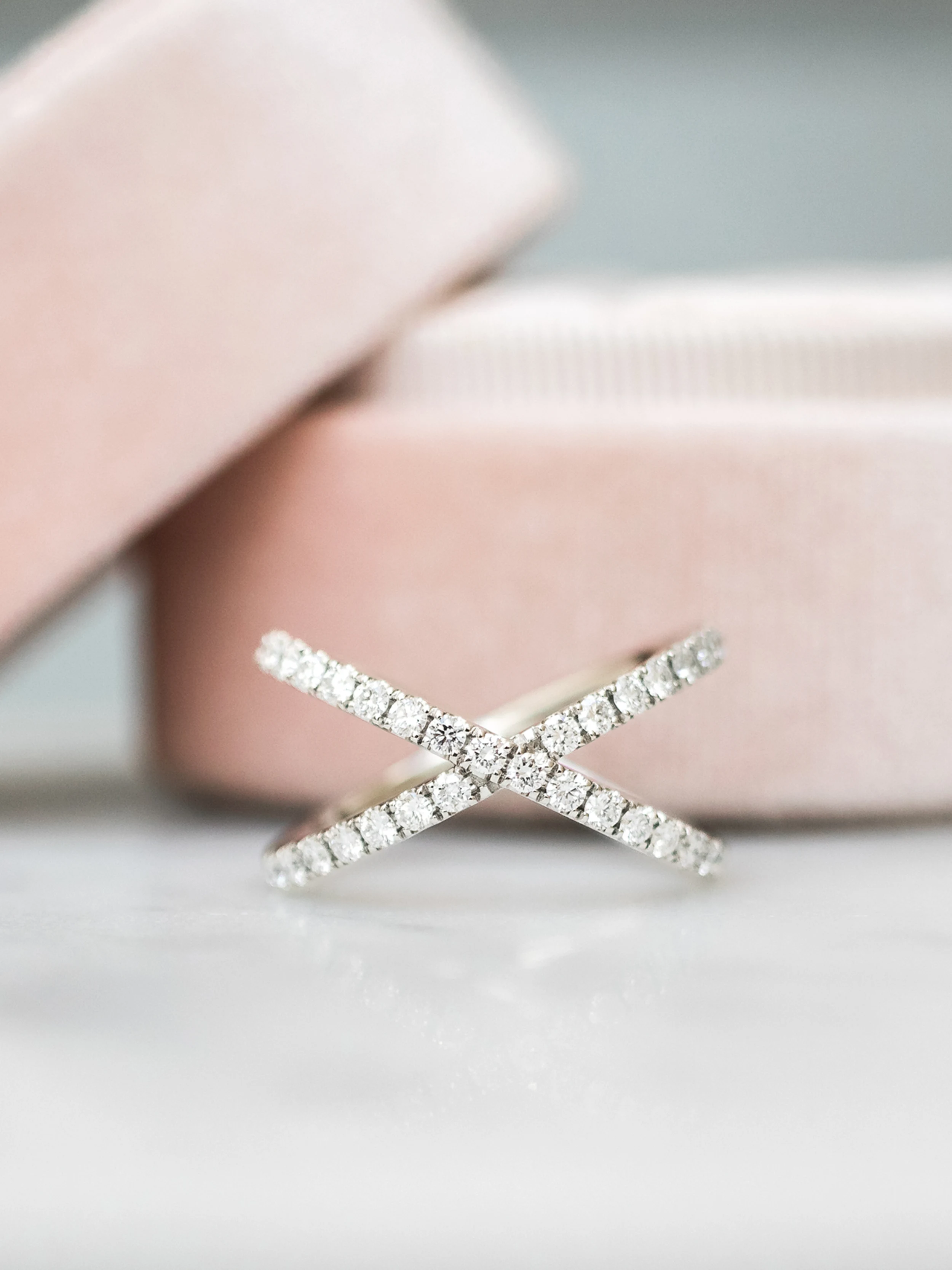 Round Diamonds set in X Wedding Band (Profile View)