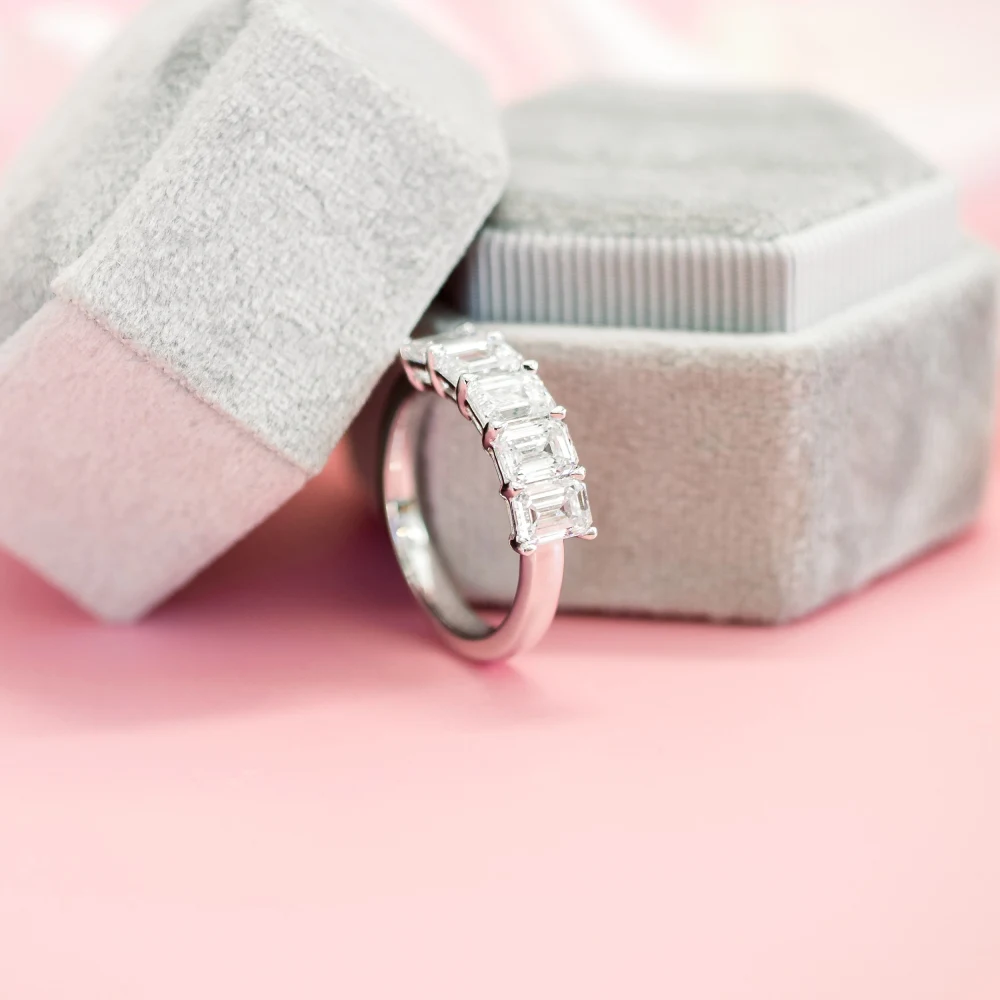 18k white gold 2.5 ct five stone emerald cut lab diamond ring ada diamonds design ad 239