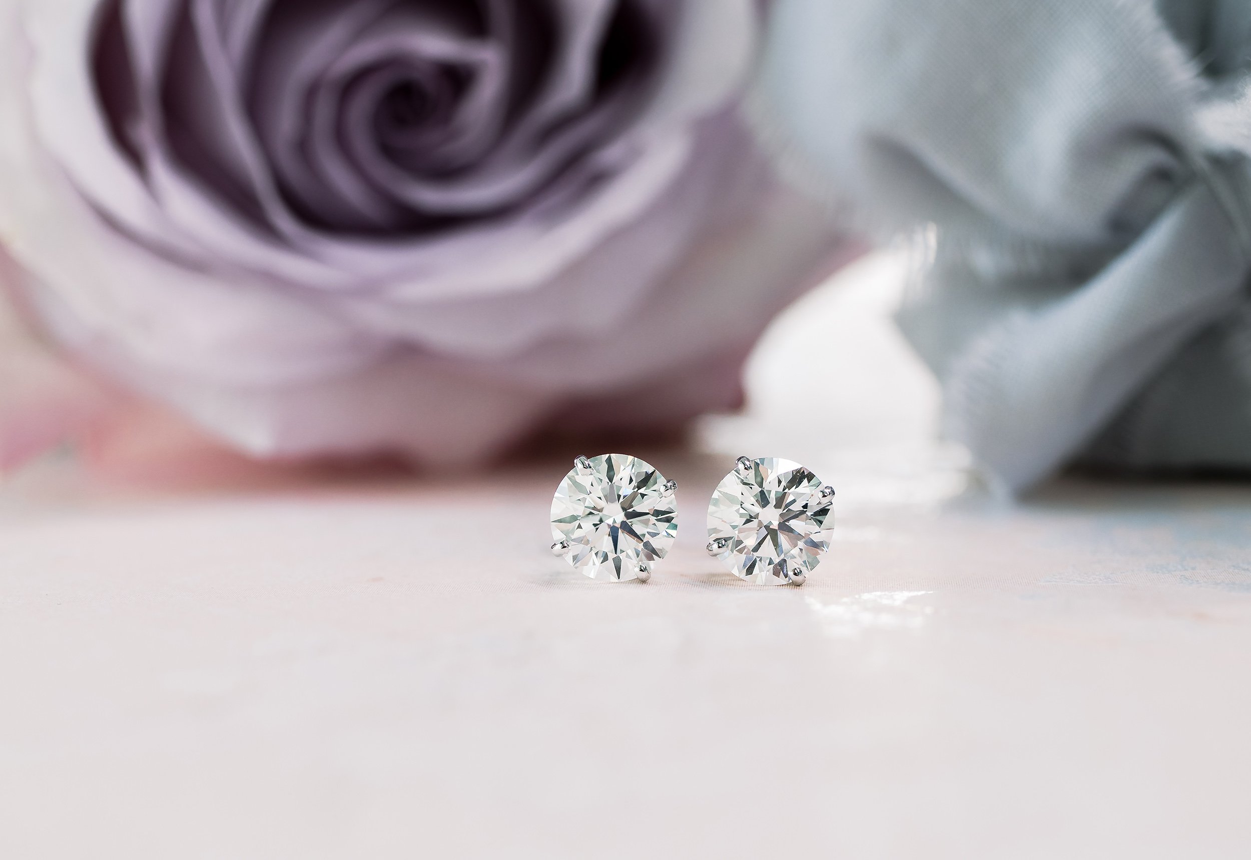 What a Stud: Choosing a Diamond Setting for Diamond Stud Earrings -  Whiteflash
