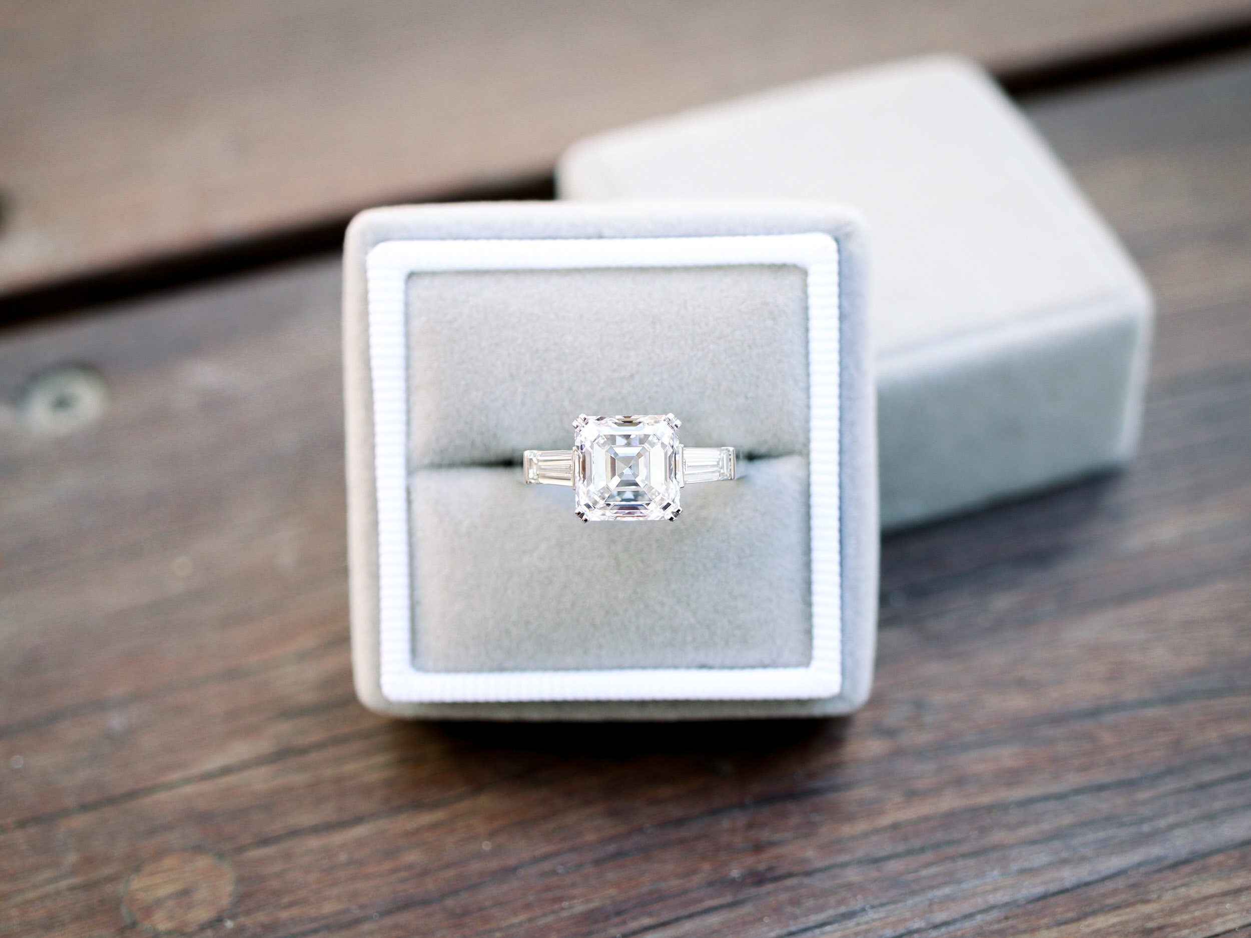 Lab grown asscher on sale diamond