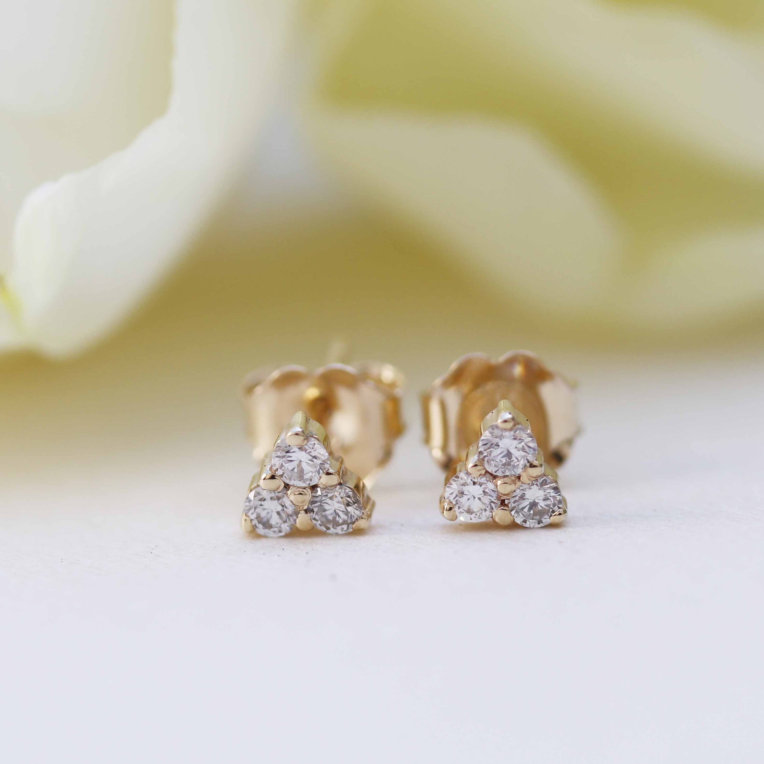Delicate Light Diamond Earrings Online Jewellery Shopping India | Yellow  Gold 14K | Candere by Kalyan Jewellers