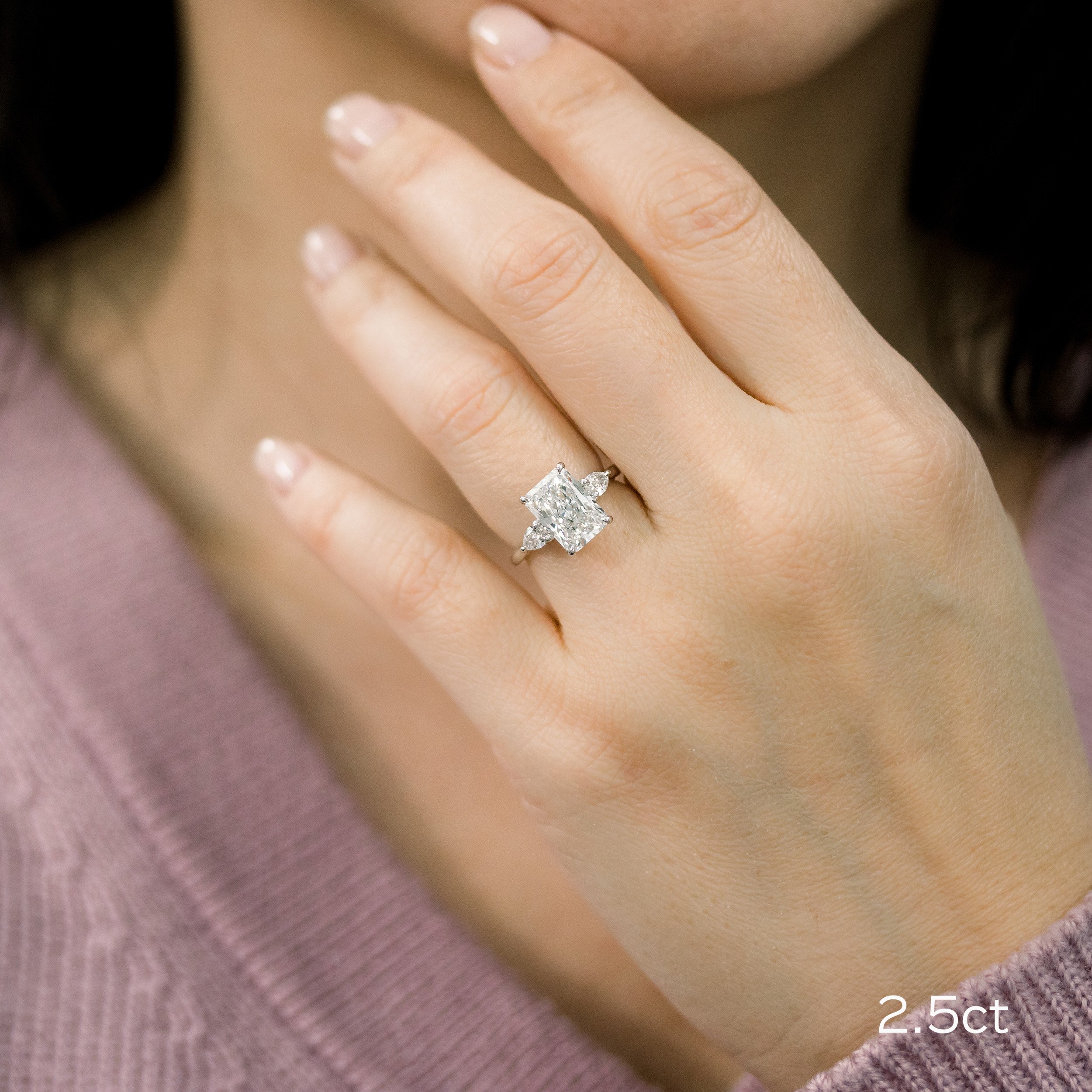 Pear sidestone online diamond engagement ring