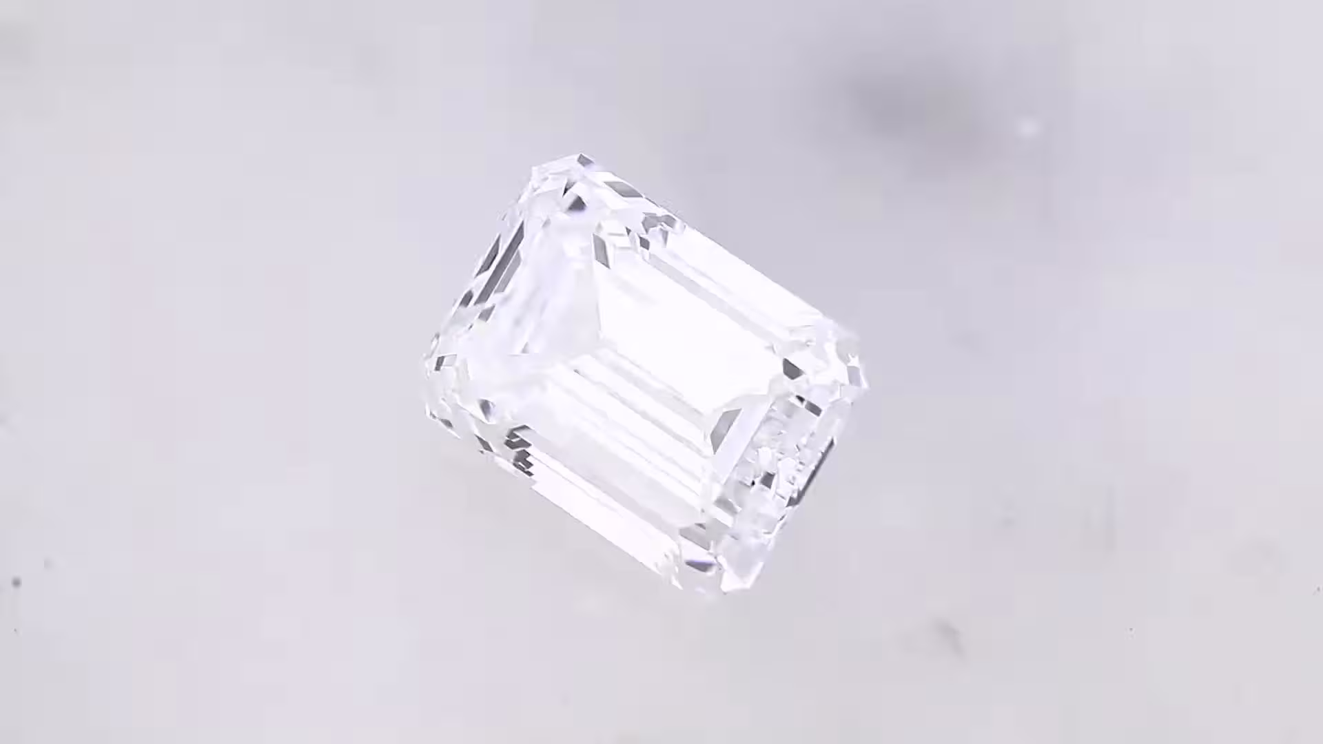 1.09ct D VVS2 Emerald