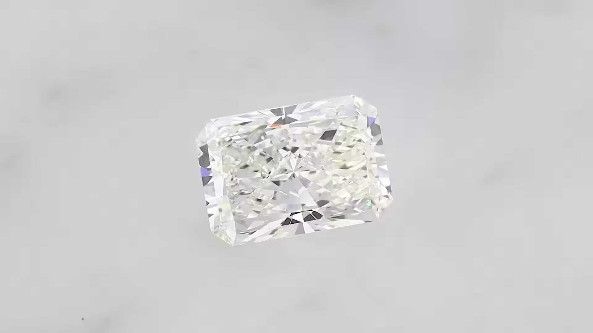 1.70ct G VVS2 Radiant
