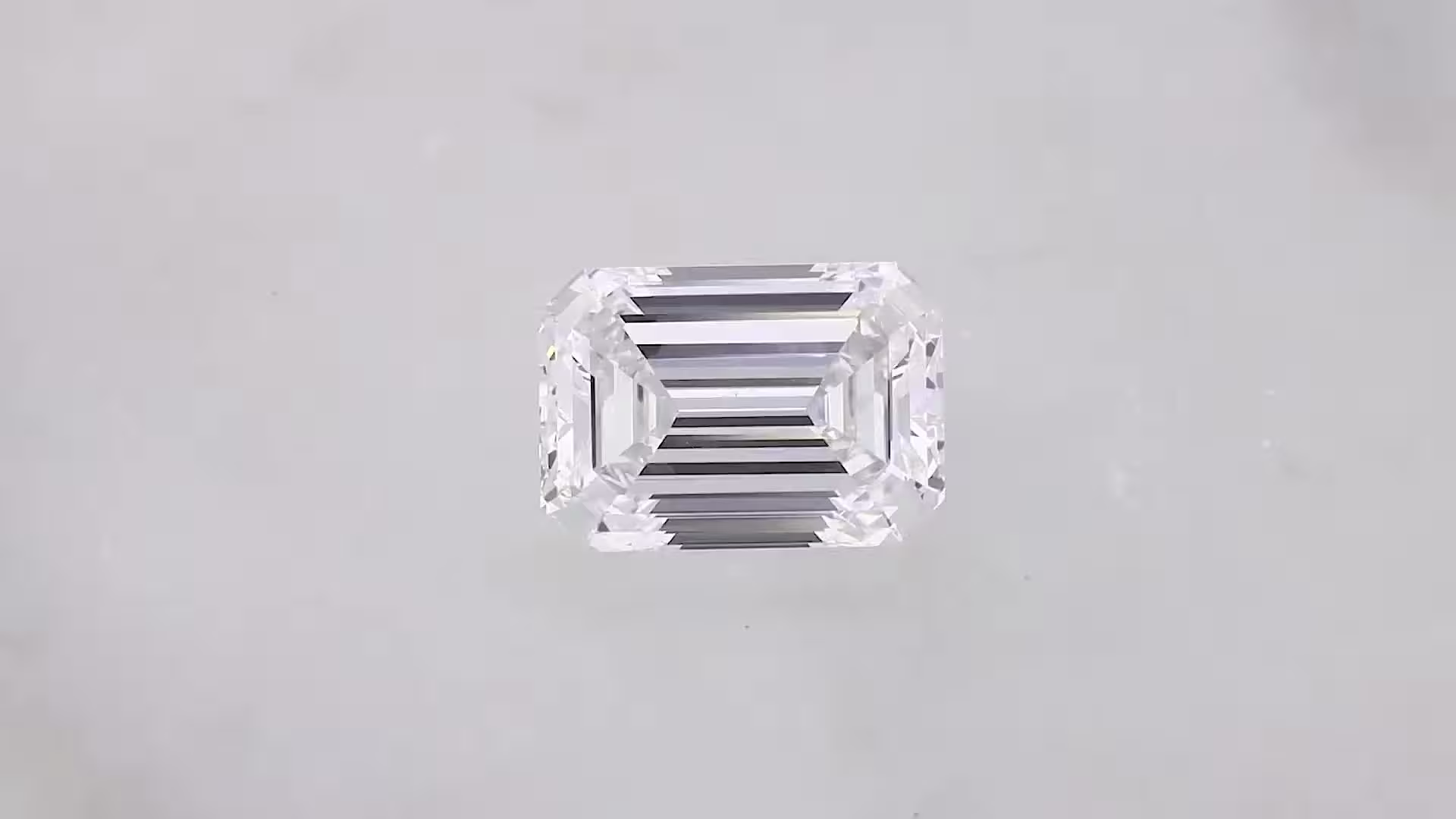 2.03ct D VVS2 Emerald